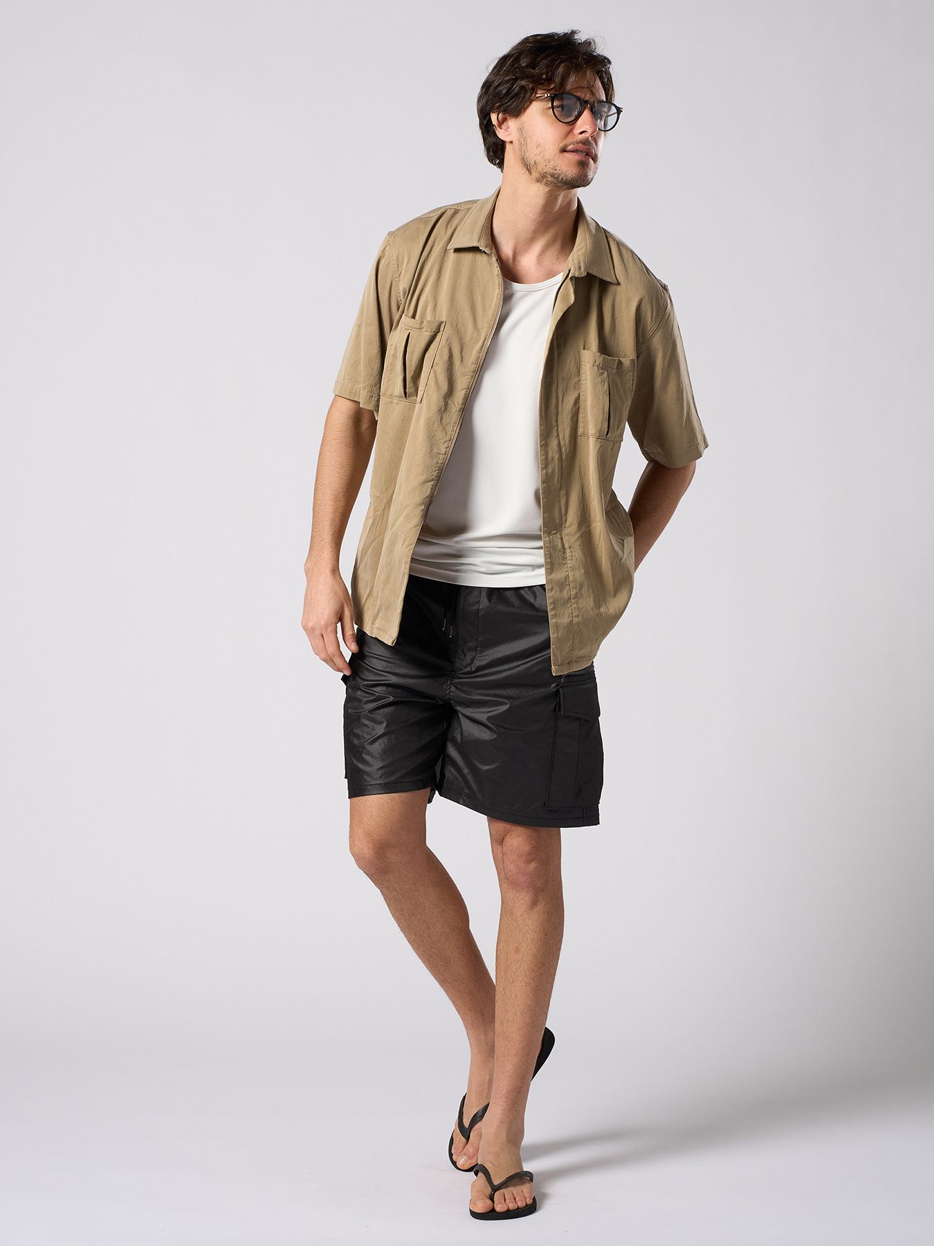 【予約品 1月25日(日) 締切】front-zip shirt H/S / フロントジップ ハーフスリーブシャツ / ダルベージュ