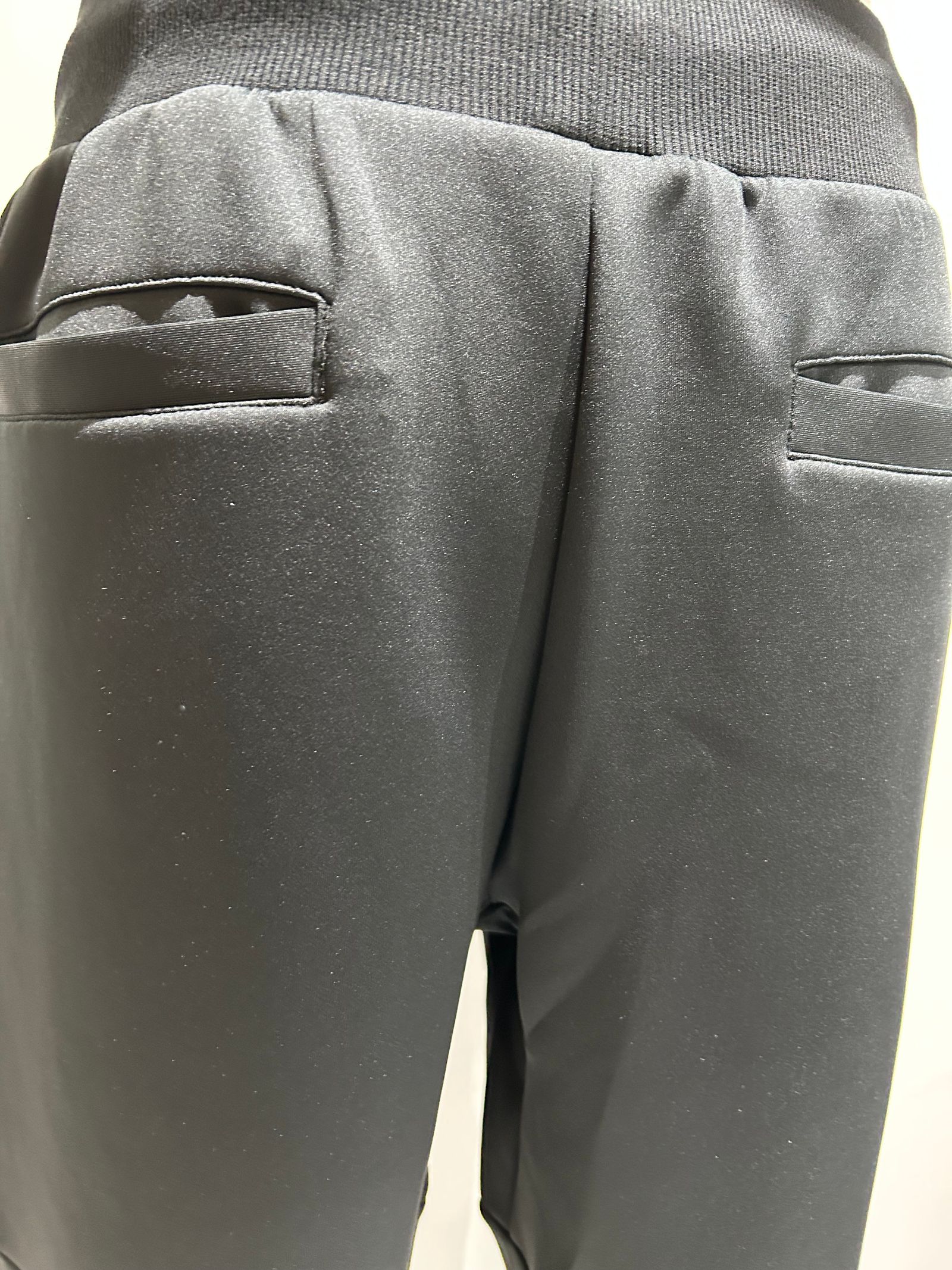 DOUBLE KNIT EMBOSS CAMO LOGO LONG PANTS / ブラック×ゴールド 【SY32 by SWEET YEARS】