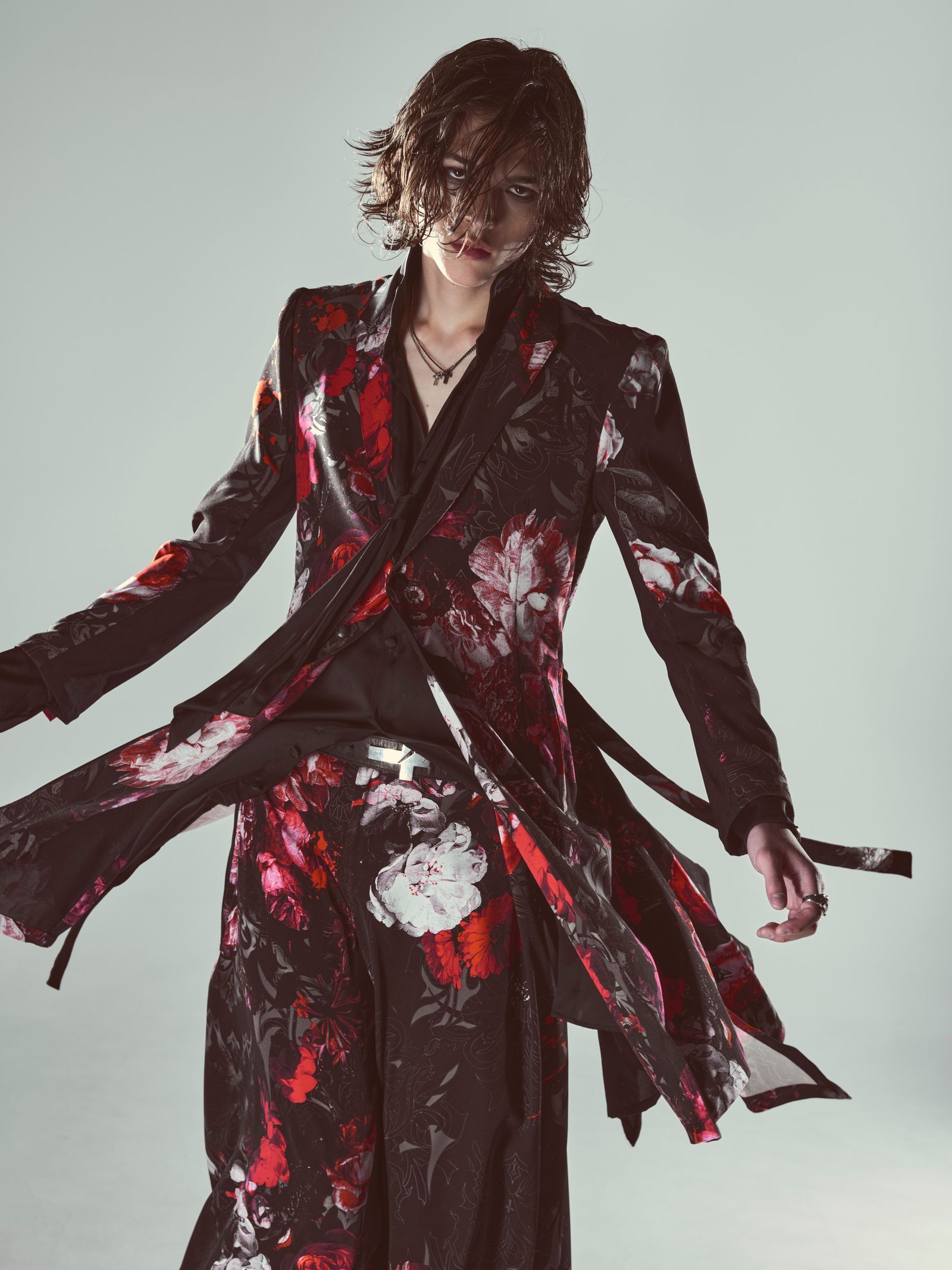 【予約品 6月29日(月) 締切】Goth Flora Suede Satin Flare Jacket / フレアジャケット / ブラック