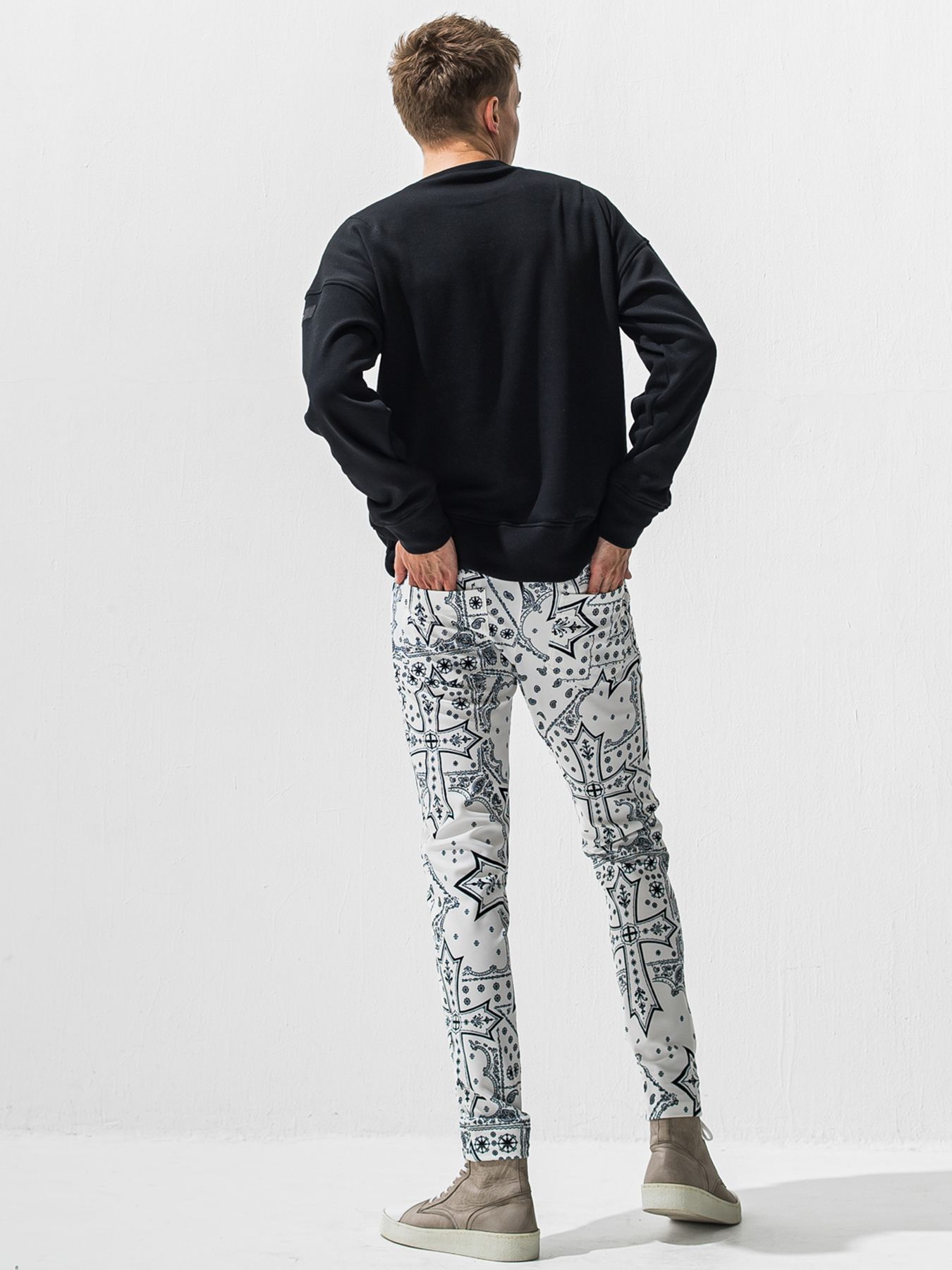 【予約品 9月6日(日) 締切】RC VELOURS FLEECE DROP TRAINER / RCレザーワッペン 裏起毛 ルーズトレーナー / ブラック