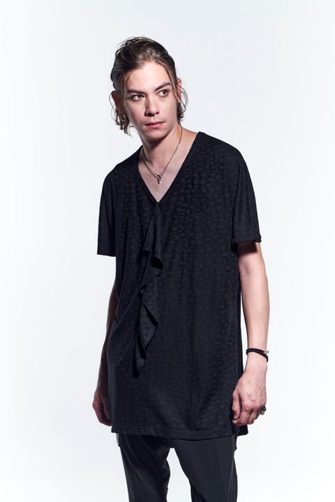 《予約品》 Frill V-Neck T-Shirts Tシャツ LeopardJQD / Black 【kiryuyrik】 4月入荷予定