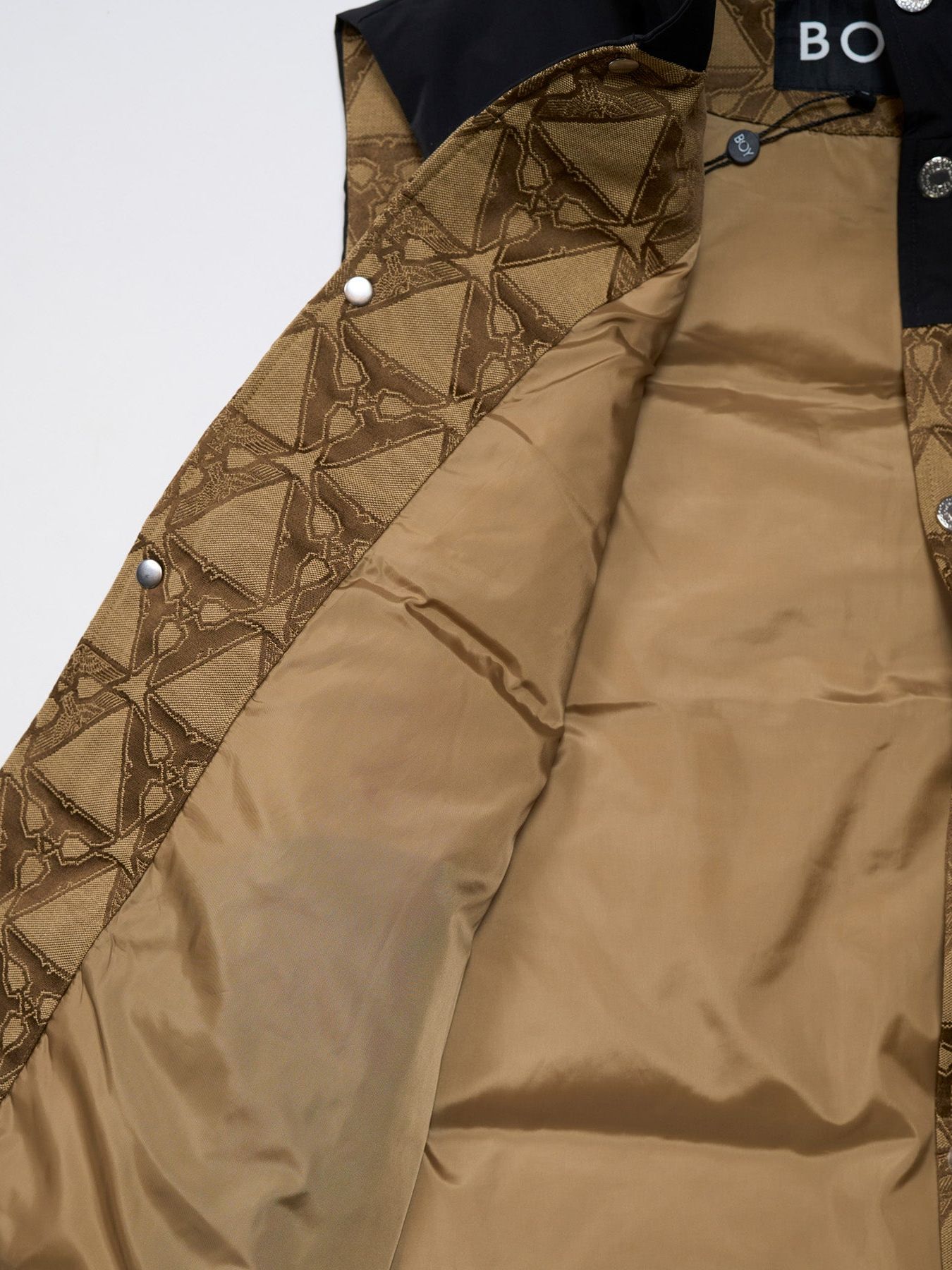 EAGLE "TRIANGLE" JACQUARD DOWN VEST / ダウンベスト / カーキ