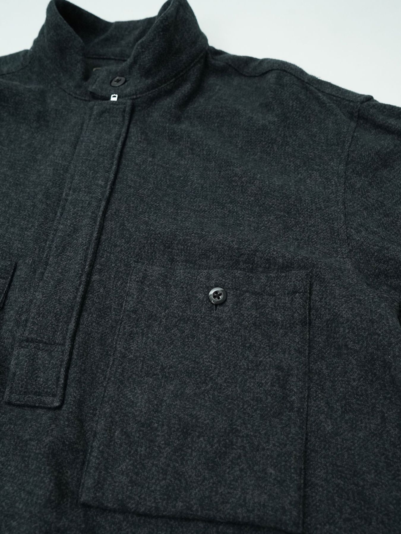 【予約品 】STANDPULL / ジッププルオーバーシャツ / チャコール× ブラック