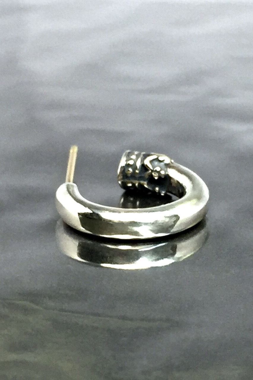 《受注生産》 CROWN HOOP EARRING 3mm ピアス 【GOD SIZE】 注文から2～3週間後入荷予定