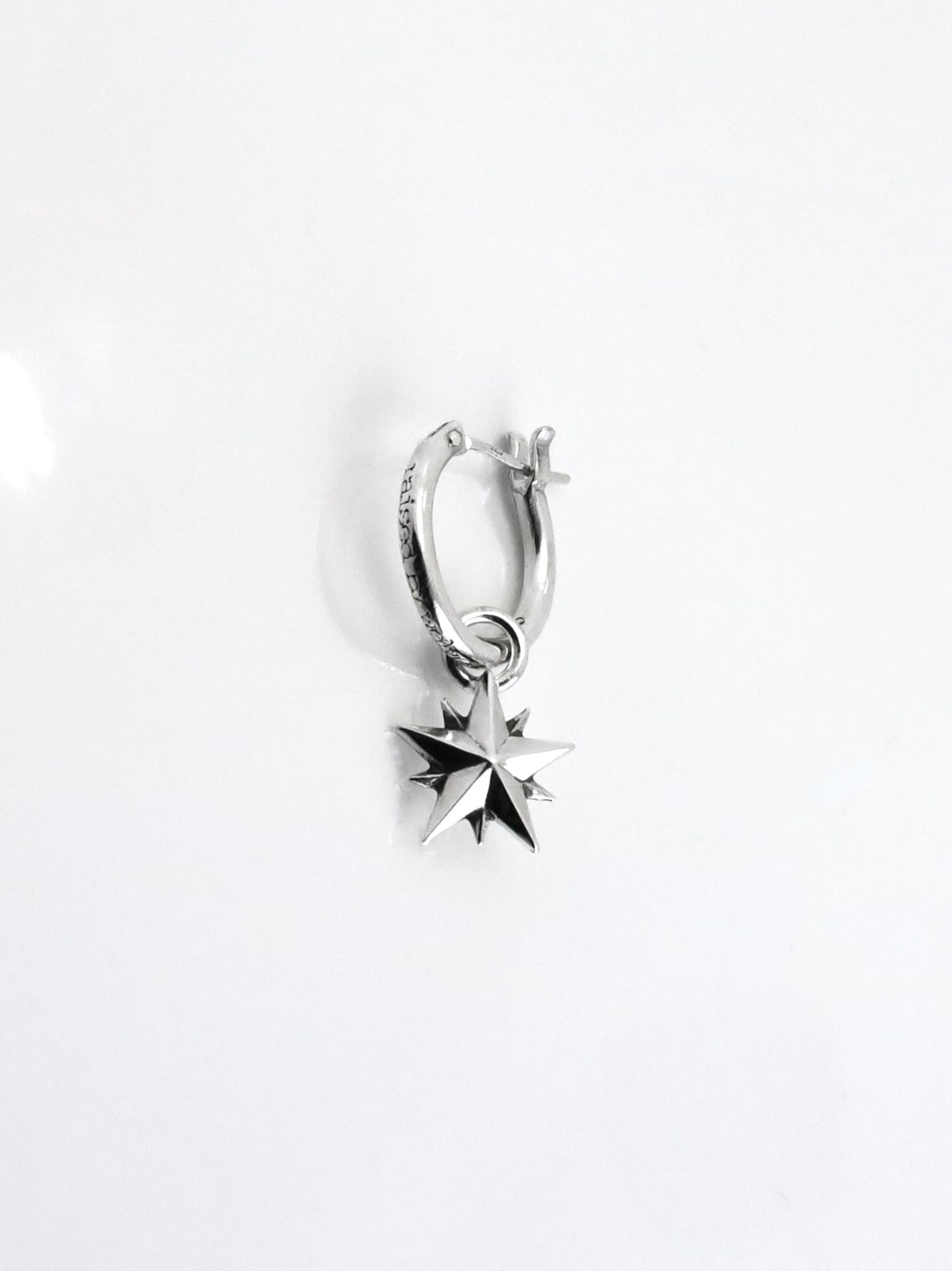《受注生産》 THIN HOOP -raised by wolves- with 10P STAR / レイズド・バイ・ウルヴス シンフープ ウィズ 10ピークススター / 注文から2～3週間後入荷予定