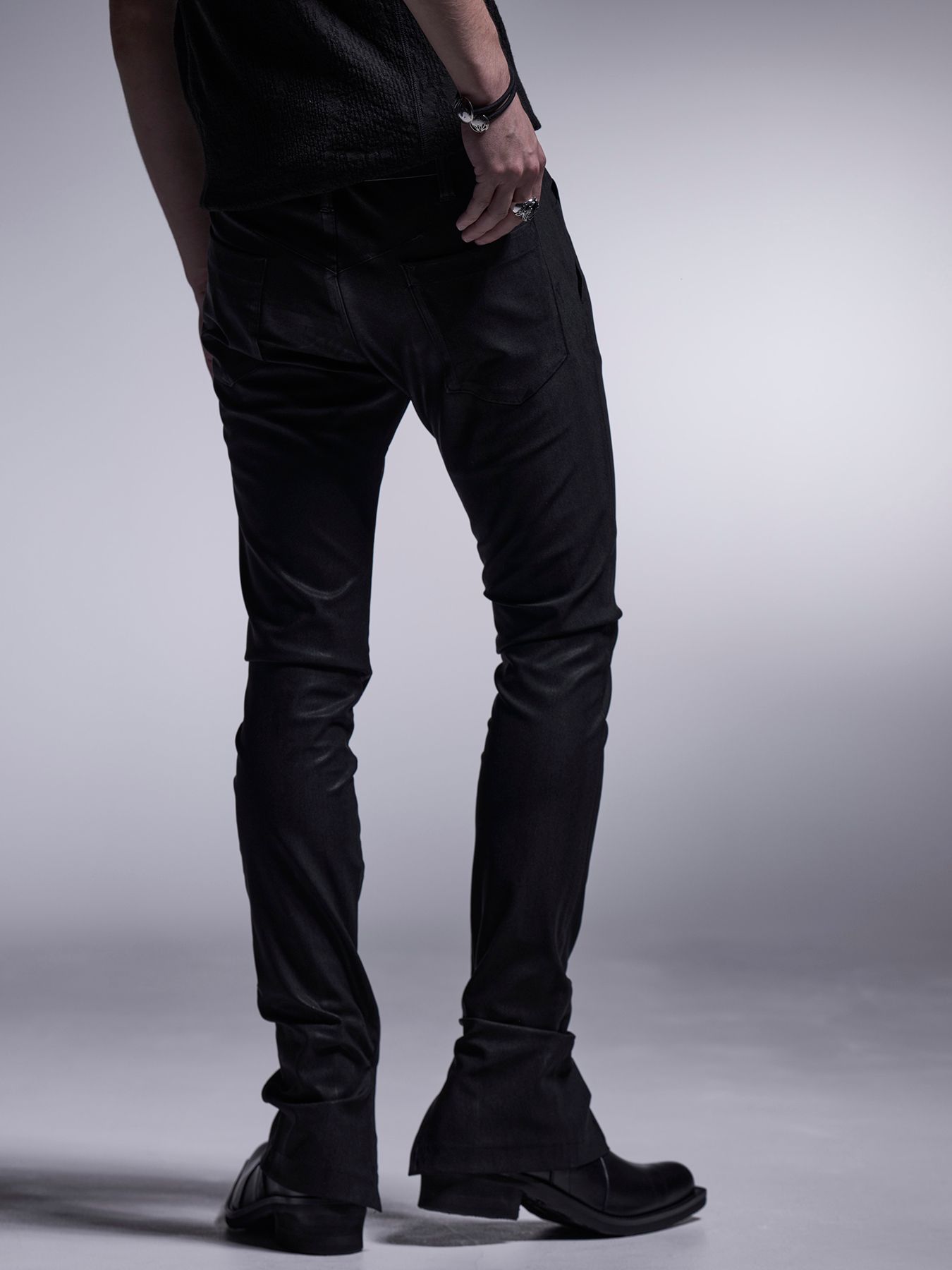 【予約品 7月13日(日) 締切】Coating Skinny Slacks / コーティング スキニースラックス / ブラック