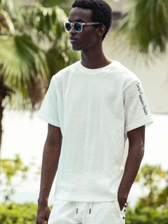クレープニットロゴ半袖Tシャツ / ホワイト