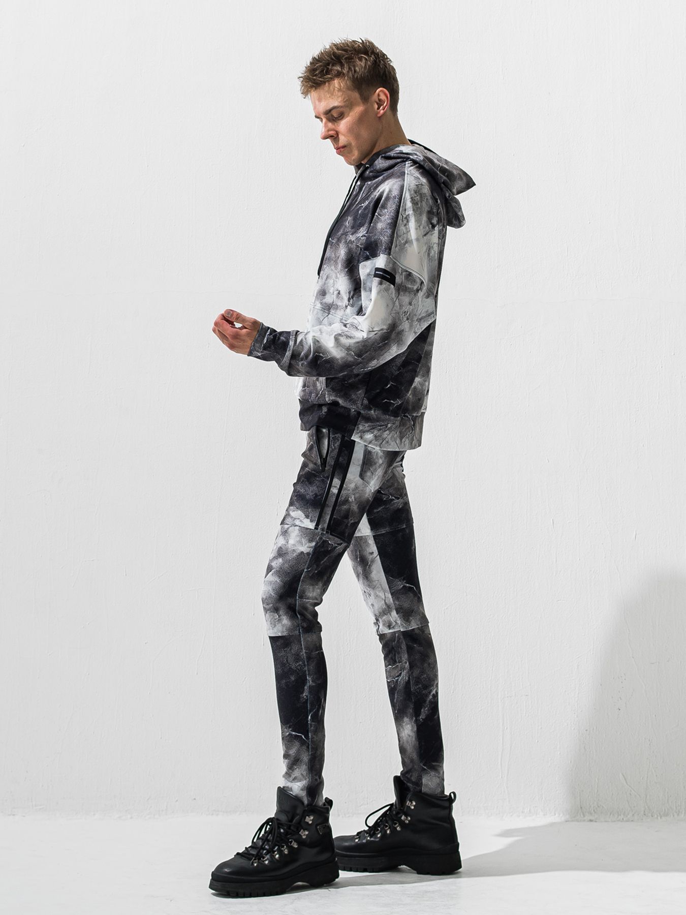 【予約品 9月6日(日) 締切】OVER HOODIE / トリコット オーバーパーカー / マーブルブラック