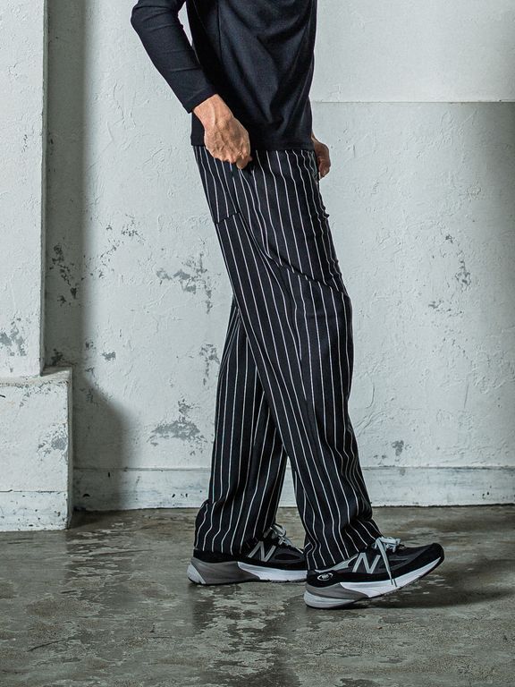 《予約11月17日19時締め》 CHRIS EASY WIDE TUCK PANTS / ワイドタックパンツ / ブラック・ストライプ