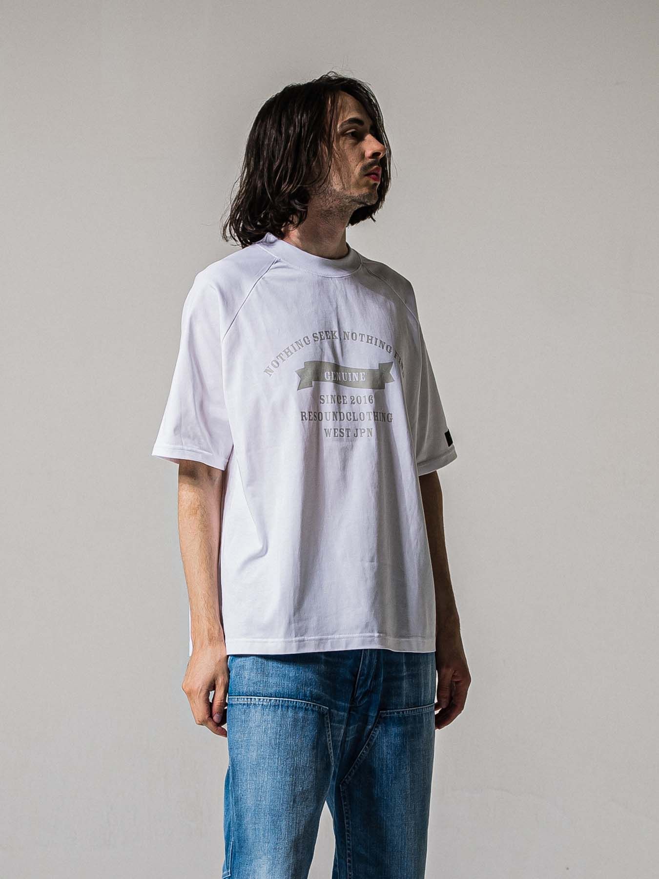 【予約品 11月16日(日) 締切】COLLEGE RAGLAN OVER TEE / カレッジロゴ ラグランスリーブ オーバーTシャツ / ホワイト