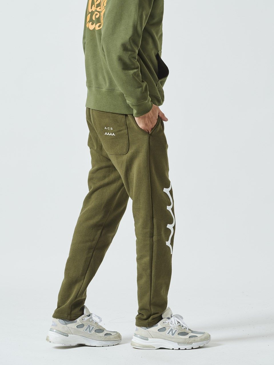 ACANTHUS - (予約品) muta Narrow Sweatpant / スウェットパンツ/ オリーブ 【Acanthus×muta】  10月上旬頃入荷予定 | BRYAN