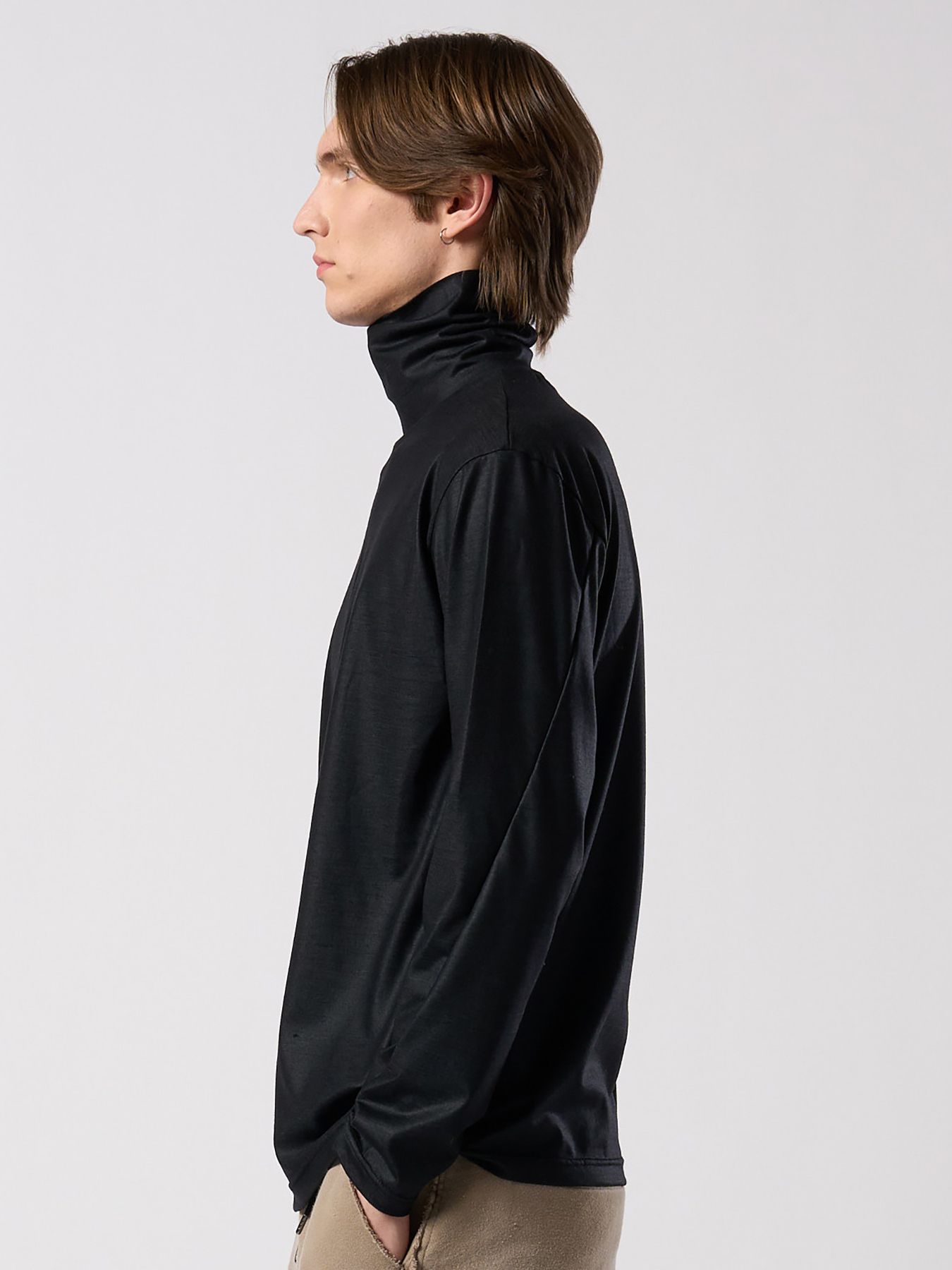 【予約品 4月19日(日) 18時締切】ex.comfy wool turtle  / メリノウールジャージー タートルネック / ブラック