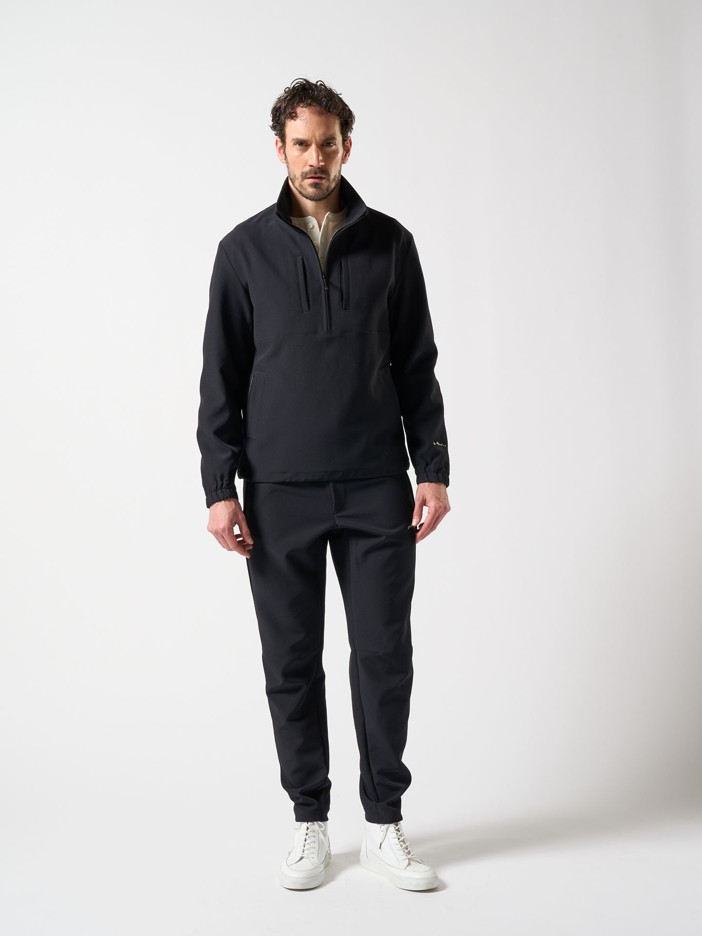 【予約品】 comfy anorak JKT / ジャケット / ブラック