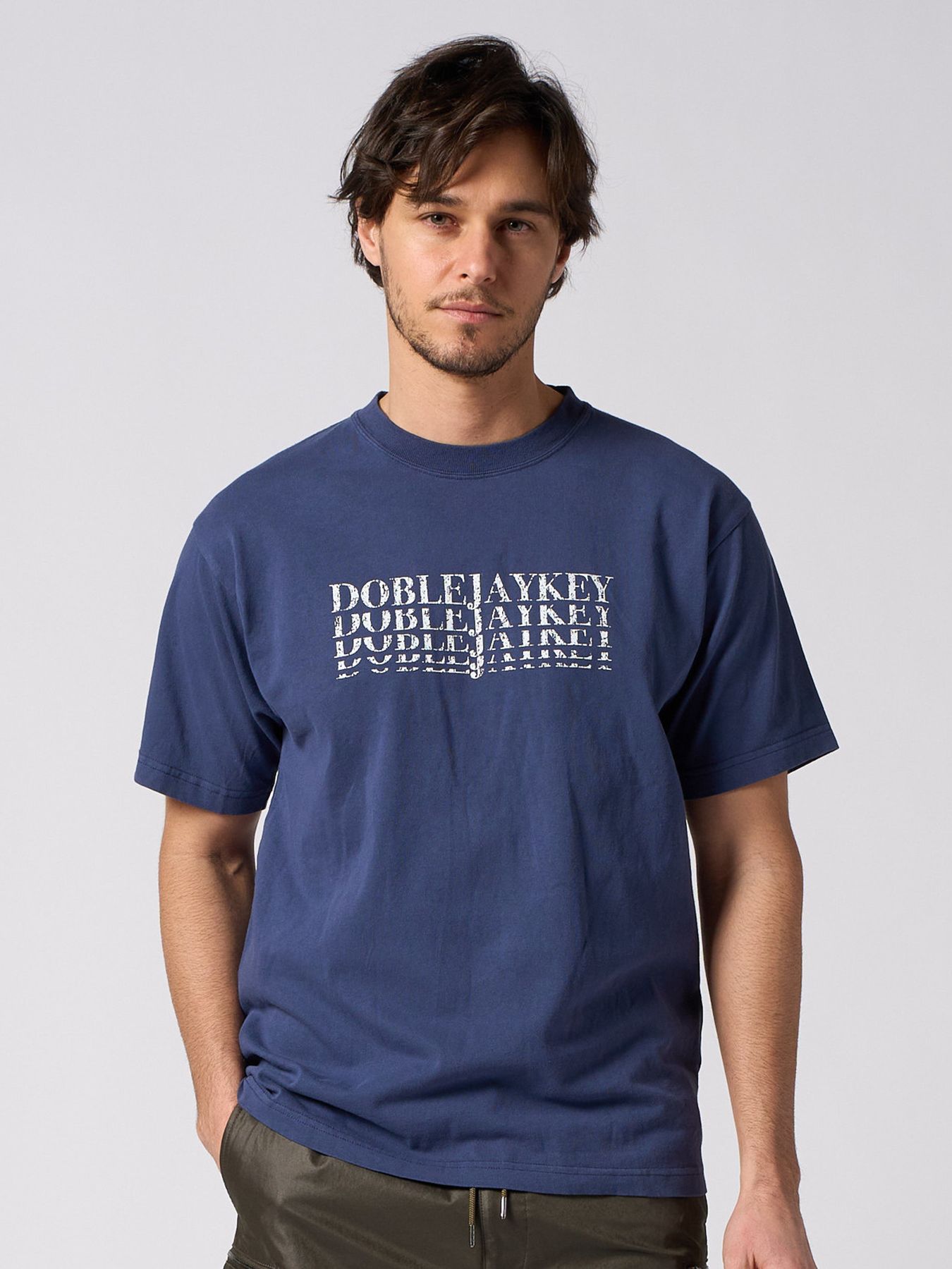 【予約品 1月25日(日) 締切】graphic-T collection：DOBLEJAYKEY T / ダブルジェイケー Tシャツ / ネイビー