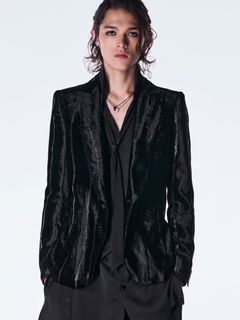 【予約品 6月29日(月) 締切】TOGE Velvet Peaked Jacket / ベルベット ピークドラぺル ジャケット / ブラック
