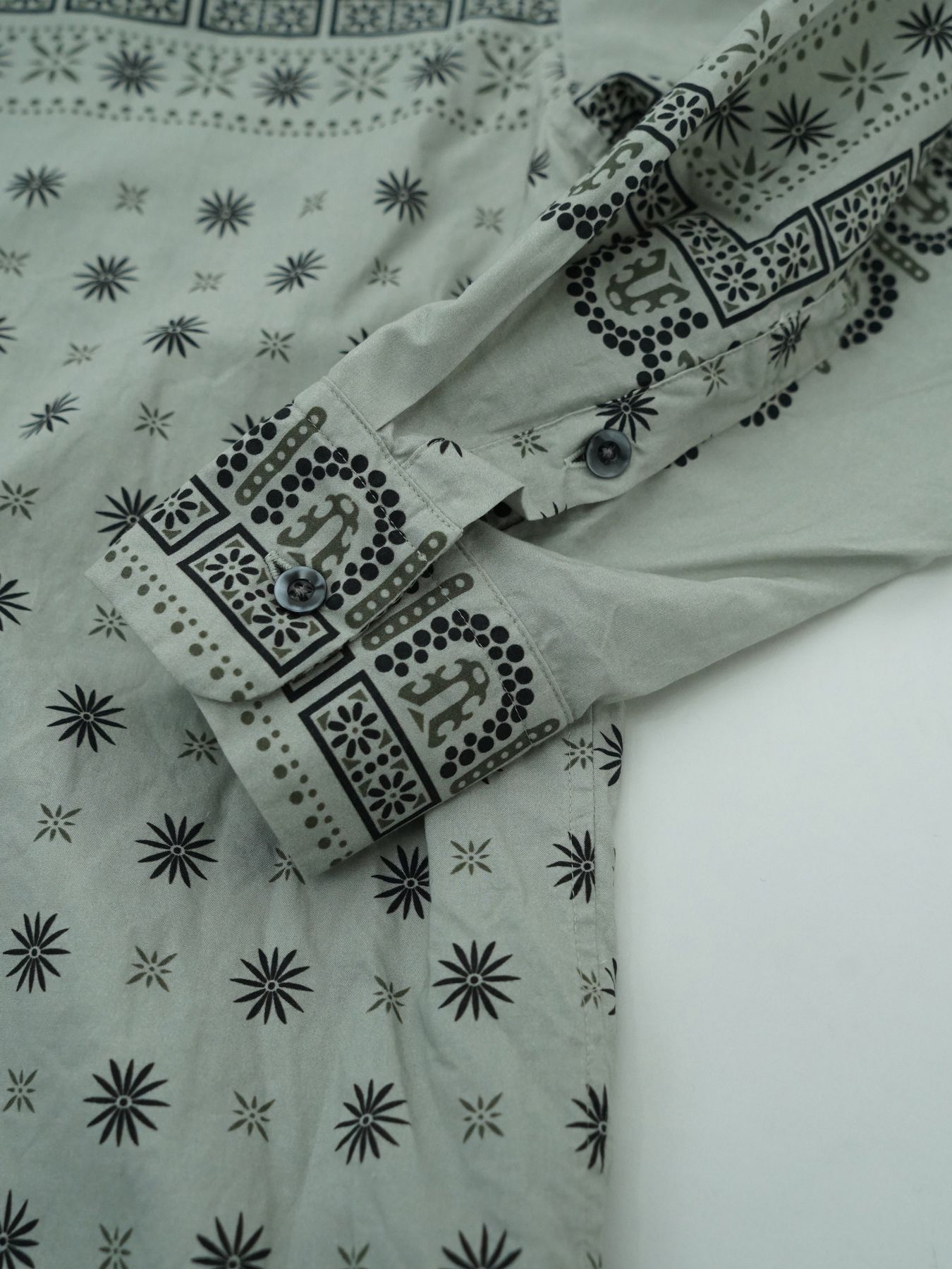 【予約品 2月1日(日) 締切】VINTAGEBANDANA SHIRTS / ヴインテージバンダナ柄 長袖シャツ / アイボリー