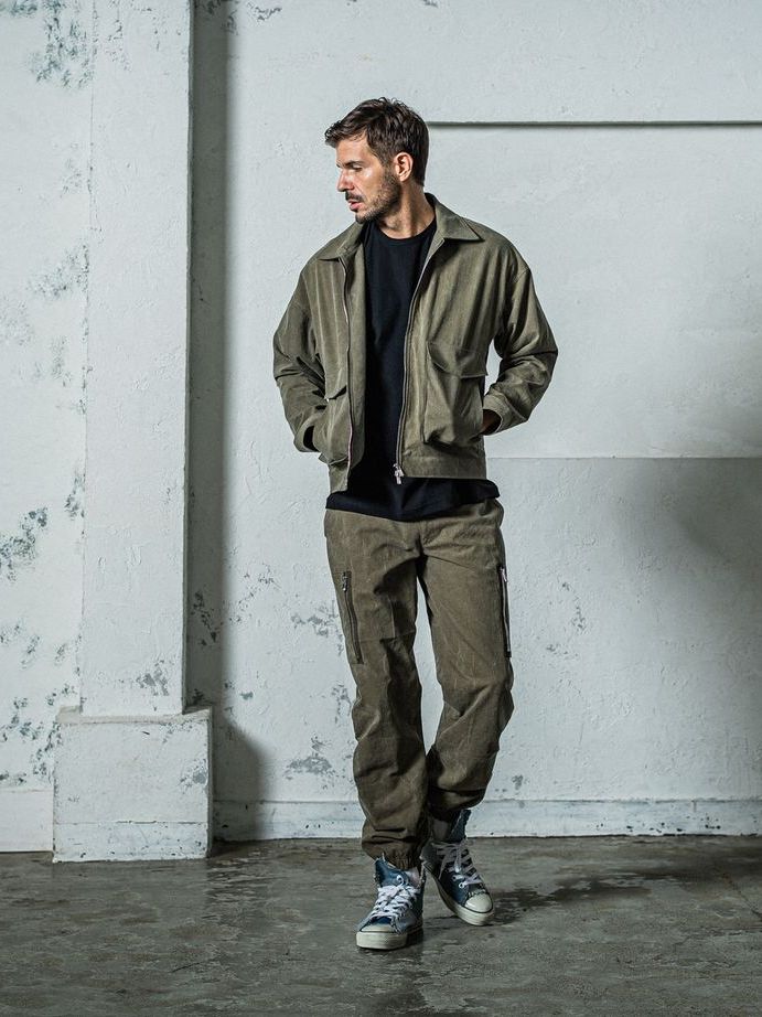 《予約11月17日19時締め》 leather pocket overnylon T / Tシャツ / ブラック