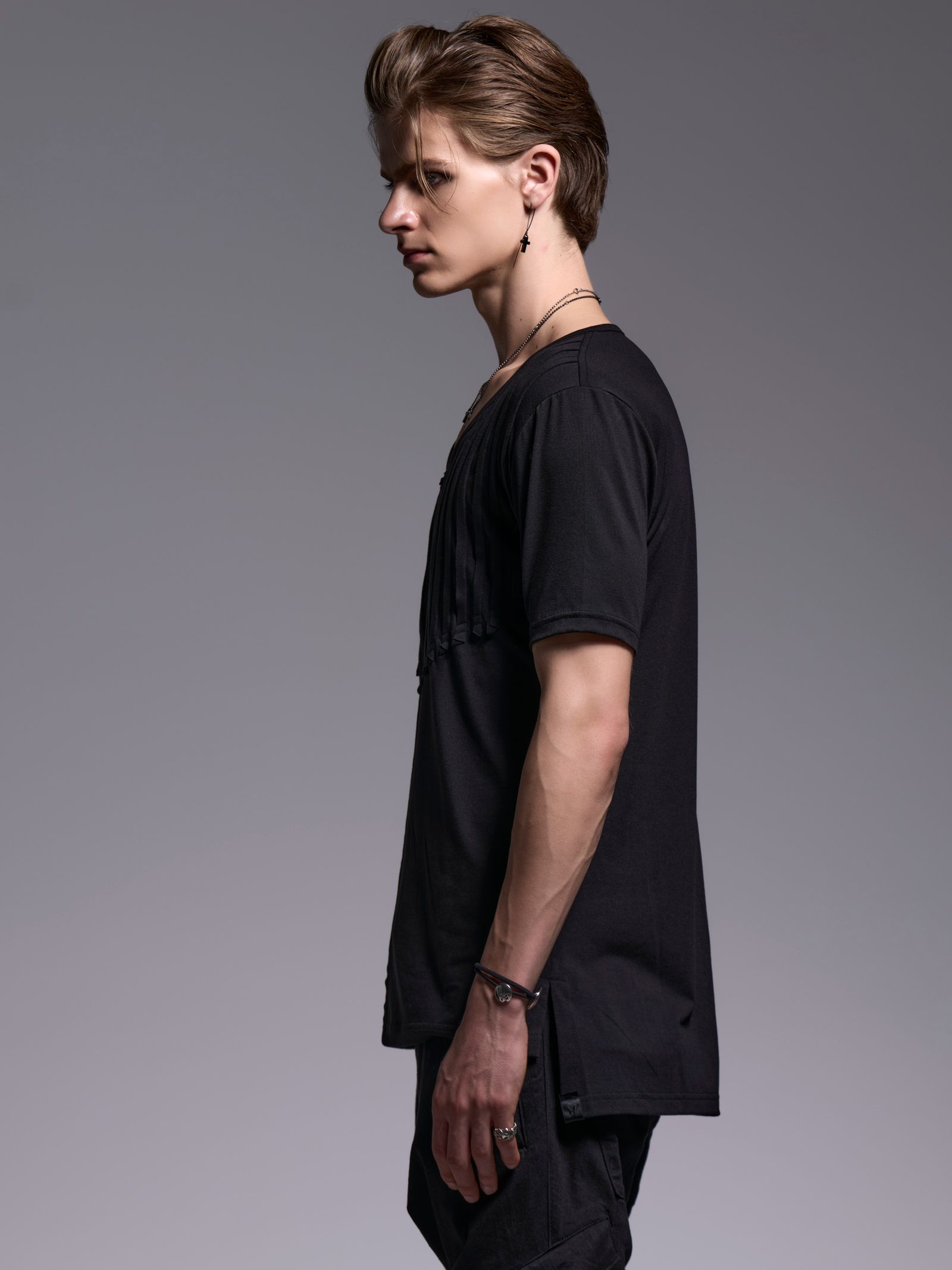 【予約品 1月4日(日) 締切】CutFrill-T / カットフリルTシャツ / ブラック