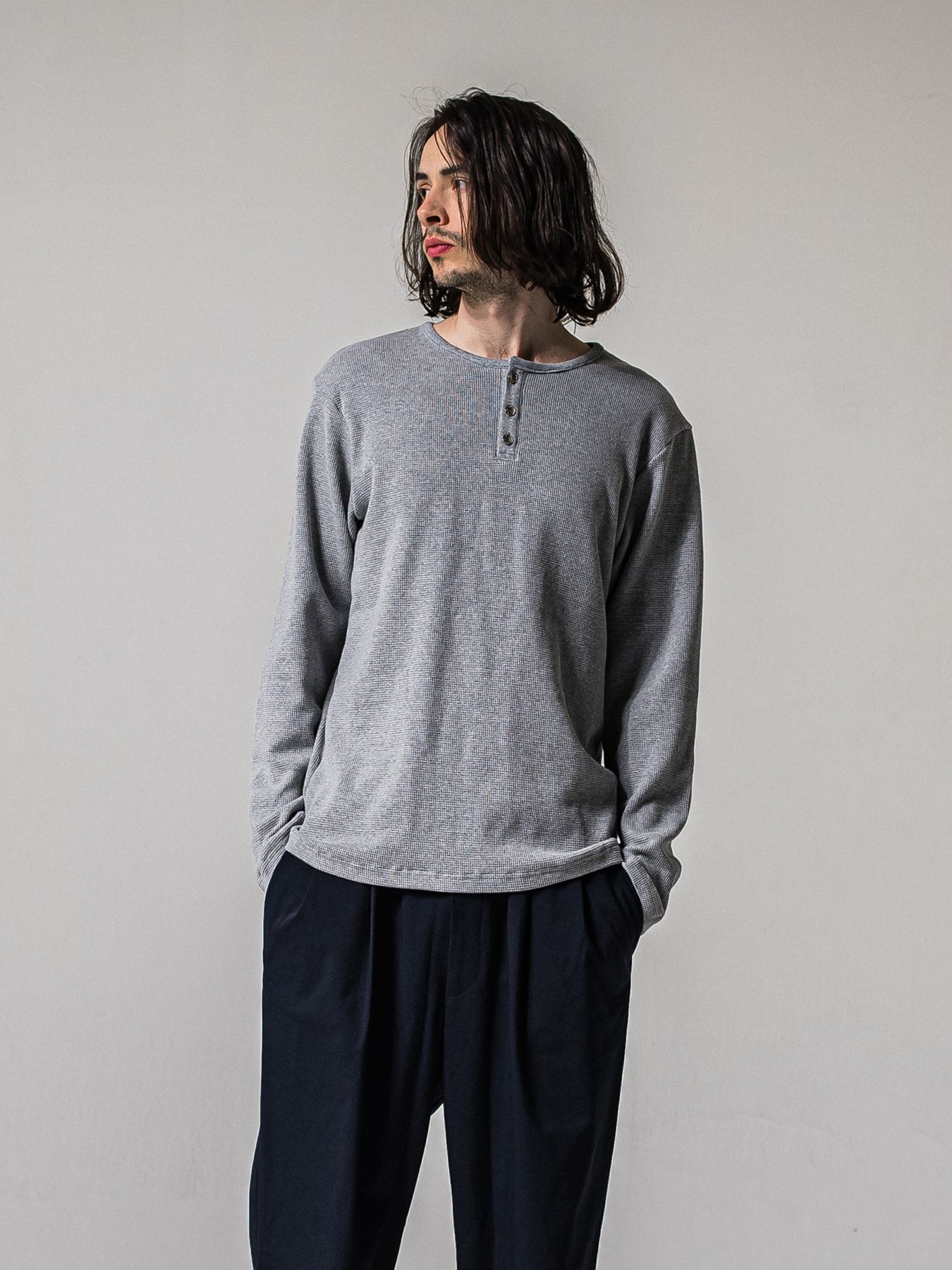 【予約品 11月16日(日) 締切】WAFFLE HENRY / ワッフルサーマル ヘンリーネック / グレー