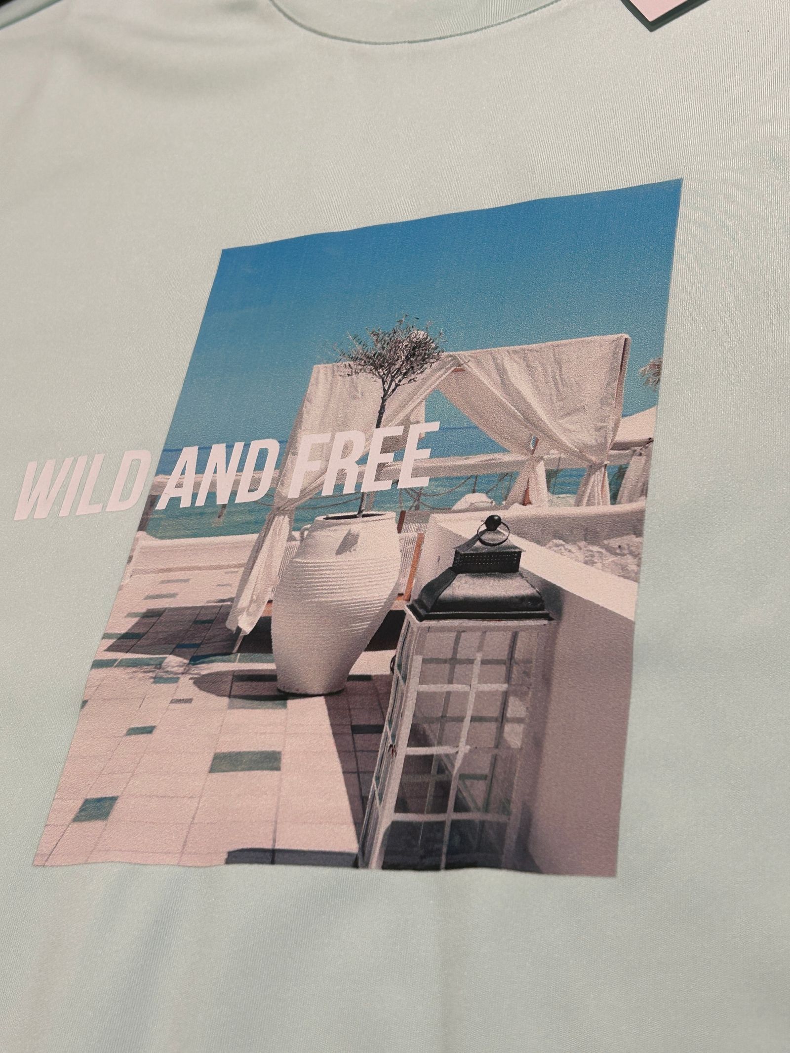 接触冷感プリントクルーネック半袖Tシャツ【HIDEAWAYS NICOLE】