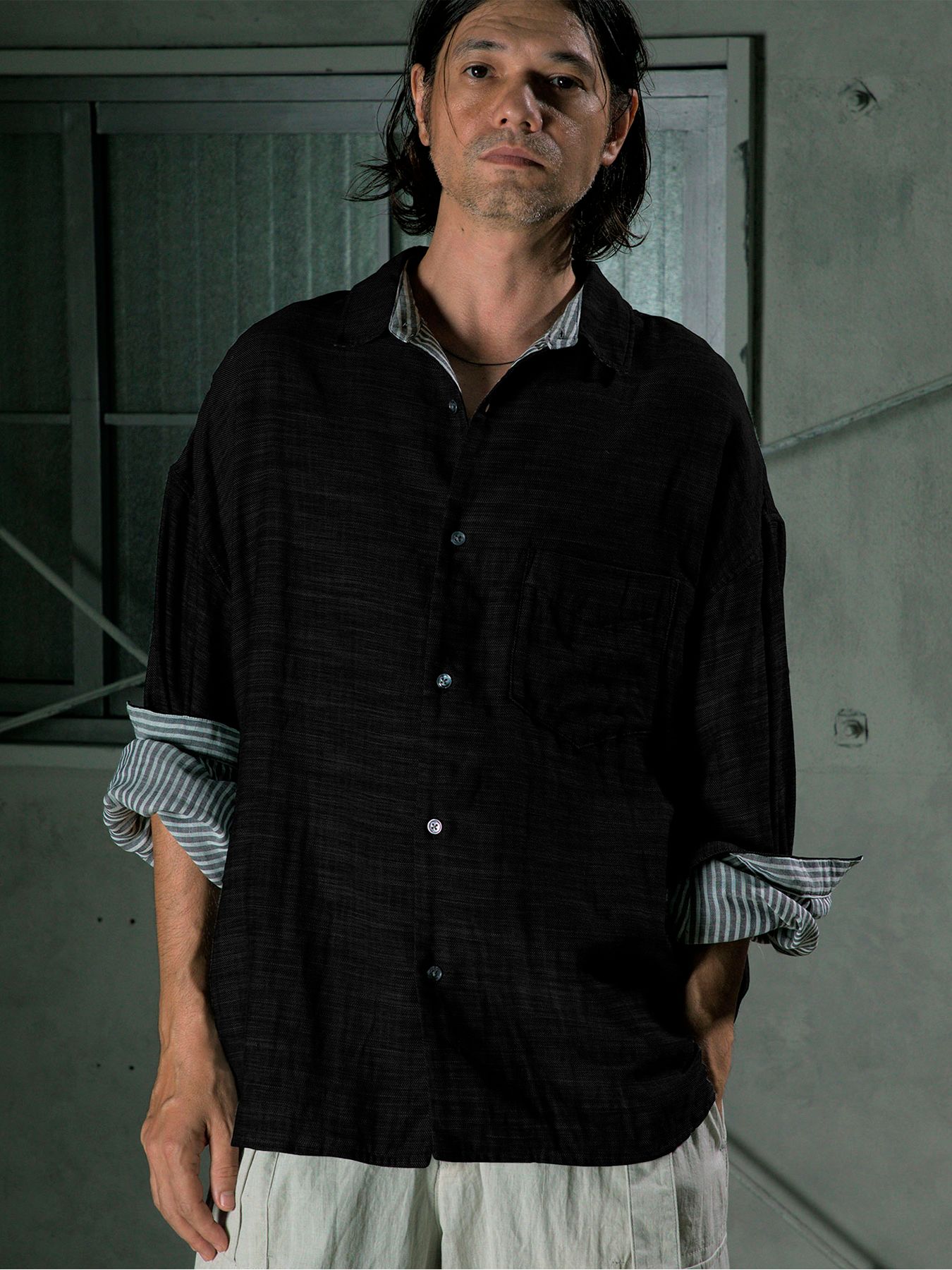 【予約品 11月9日(月) 締切】BACKSTRIPESHIRT / バックストライプシャツ / ブラック