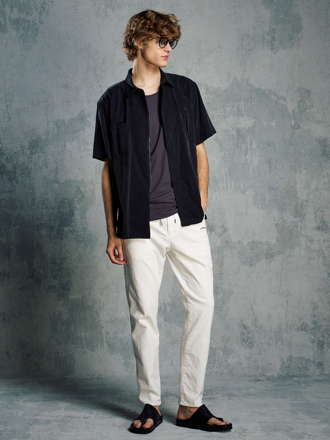 【予約品 1月25日(日) 締切】front-zip shirt H/S / フロントジップ ハーフスリーブシャツ / ブラック