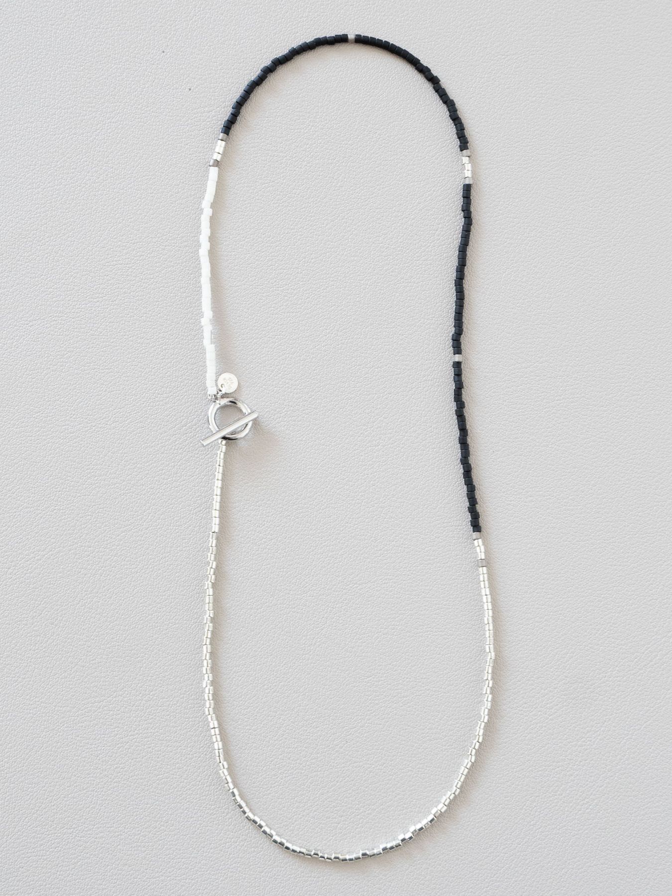 《予約品》 BEADS NECKLACE / ネックレス / ブラック・シルバー 【Iroquois.SENTI】