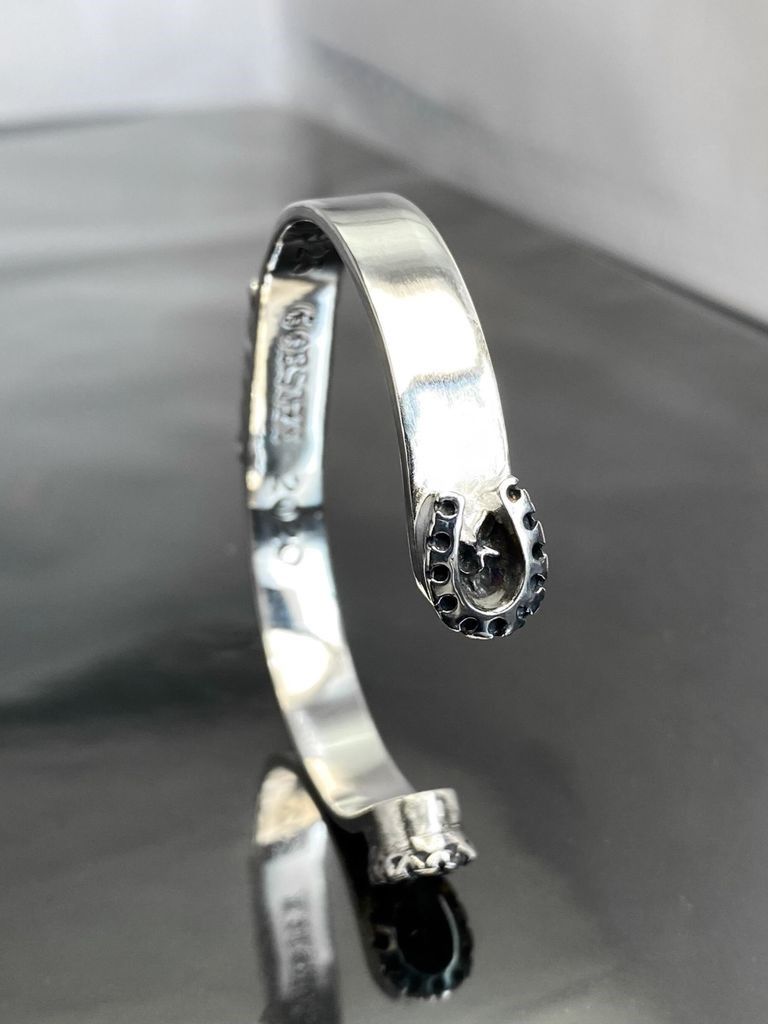 《受注生産》 HORSESHOE BANGLE BRACELET バングル / 注文から3～4週間後入荷予定