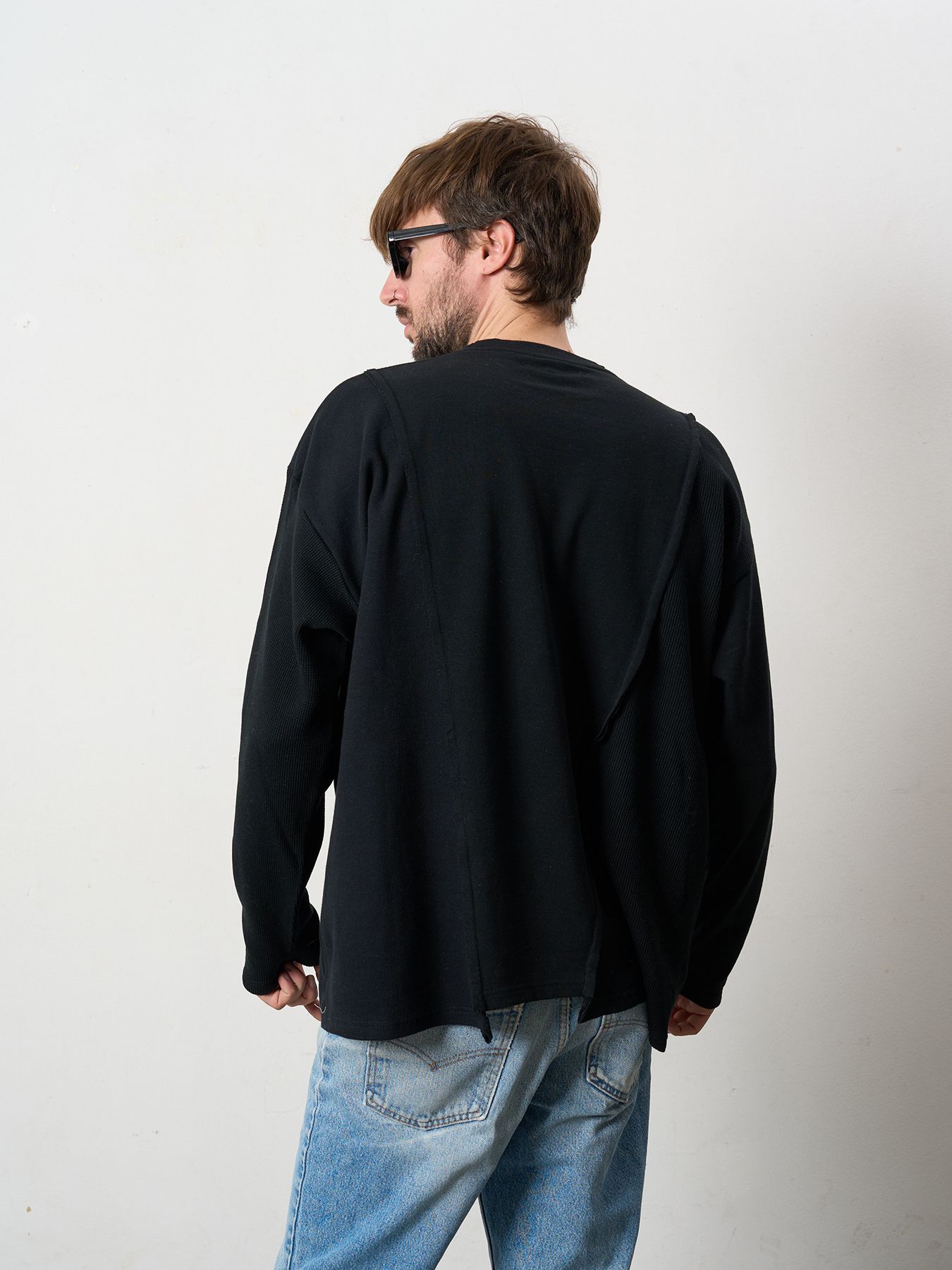 【予約品 5月8日(木) AM10時 締切】 3MIXレイヤードカットオフ モザイクプリント LS ワイドシルエットTシャツ / ブラック