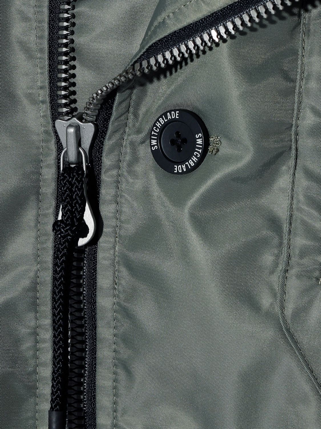 【予約品】  FAKE LAYERED NYLON JK w/HOOD / ナイロンジャケット / カーキ / 即納