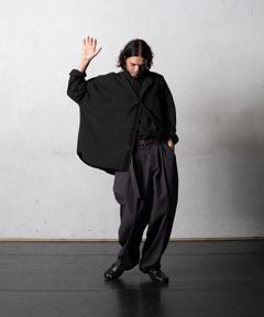 【予約品10月20日(日）締め】 NOVARRA / シャツ / ブラックインナー付き Vネックノースリーブ