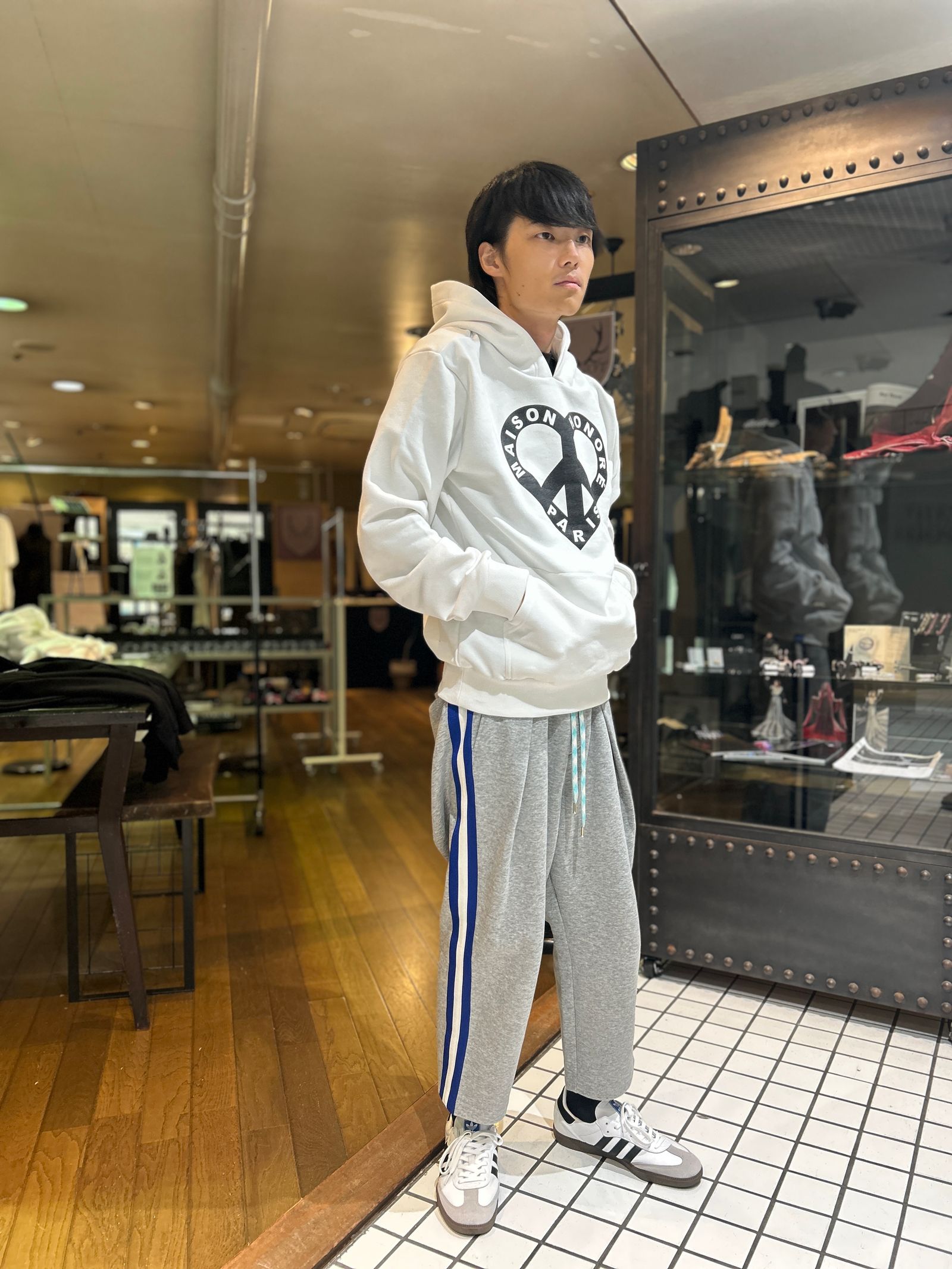 noahd Noam Hoodie ホワイト メゾンオノレ パリ