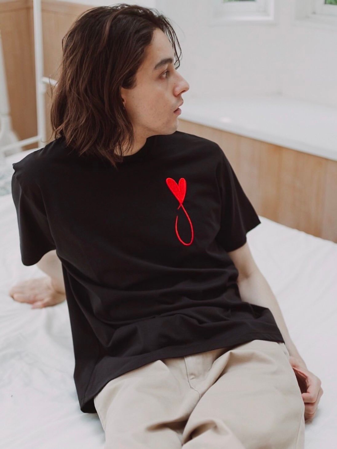 Tiphanie Big Logo T-Shirt / ブラック×レッド