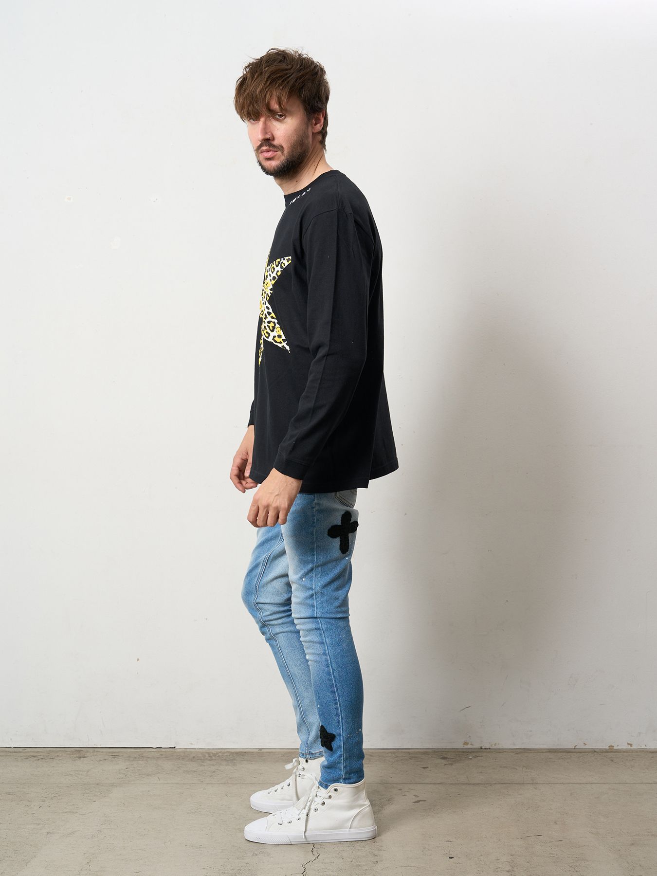 【予約品 5月8日(木) AM10時 締切】 5.6ozコットン天竺 レオパードスタースマイル発泡プリント LS Tシャツ / ブラック