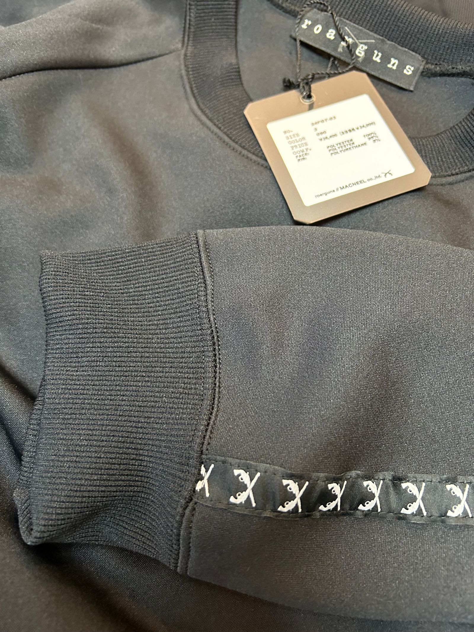 LINE TAPE JERSEY スウェット / ブラック