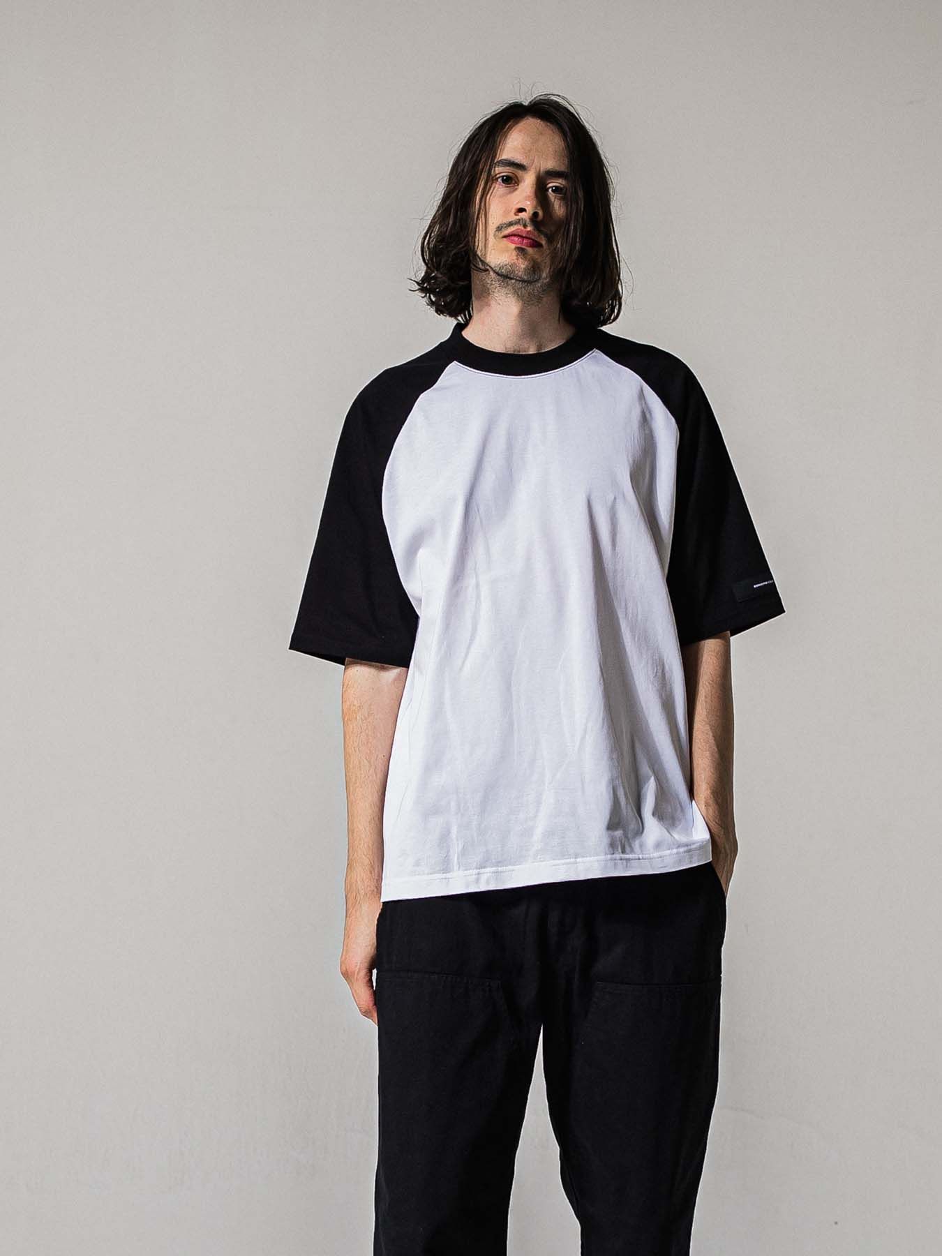 【予約品 11月16日(日) 締切】BACK RC RAGLAN OVER TEE / バックロゴ ラグランスリーブ オーバーTシャツ / ホワイト×ブラック