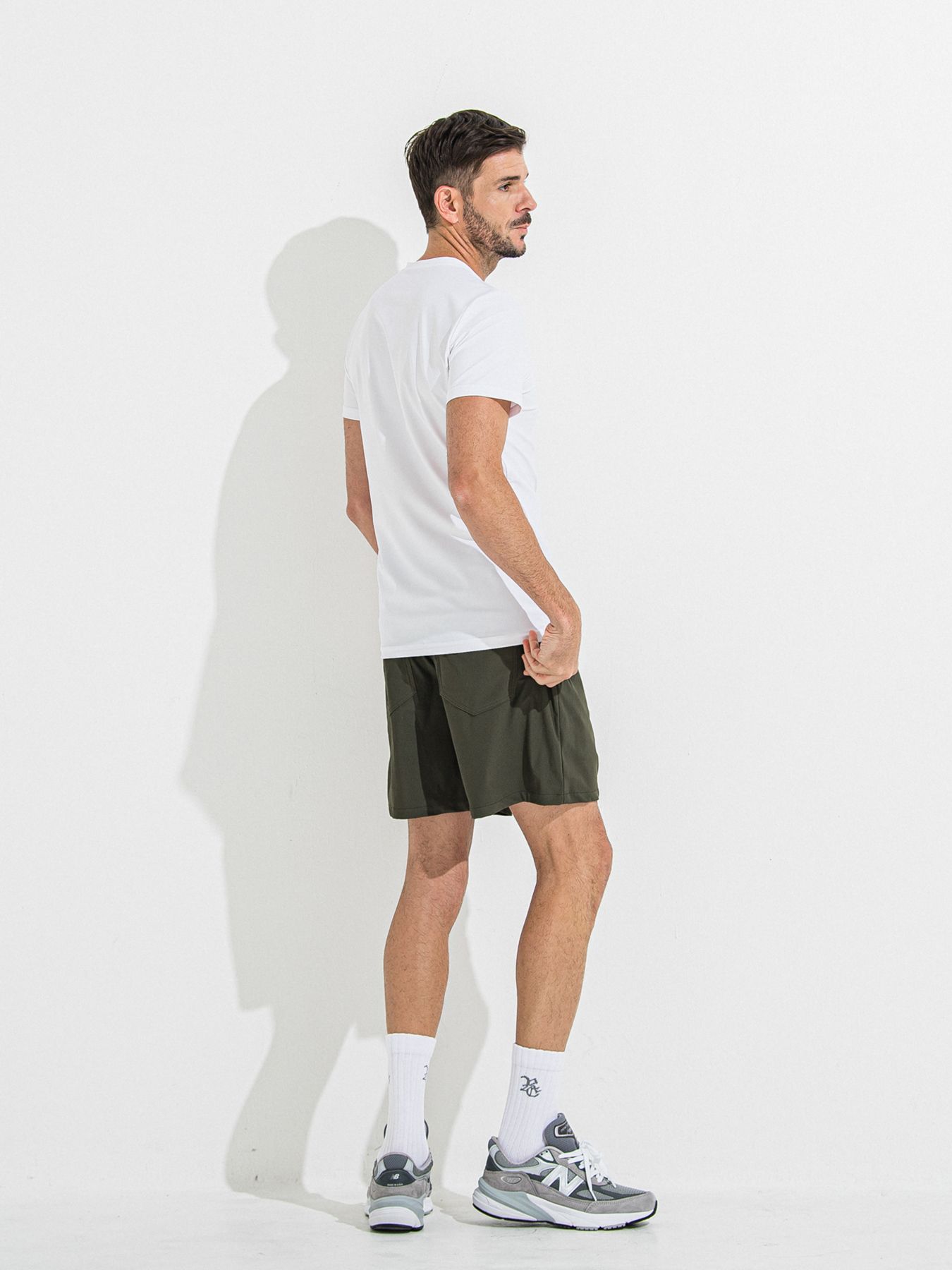 【予約品 】TV NYLON SHORTS / ティーヴィーナイロンショーツ / カーキ