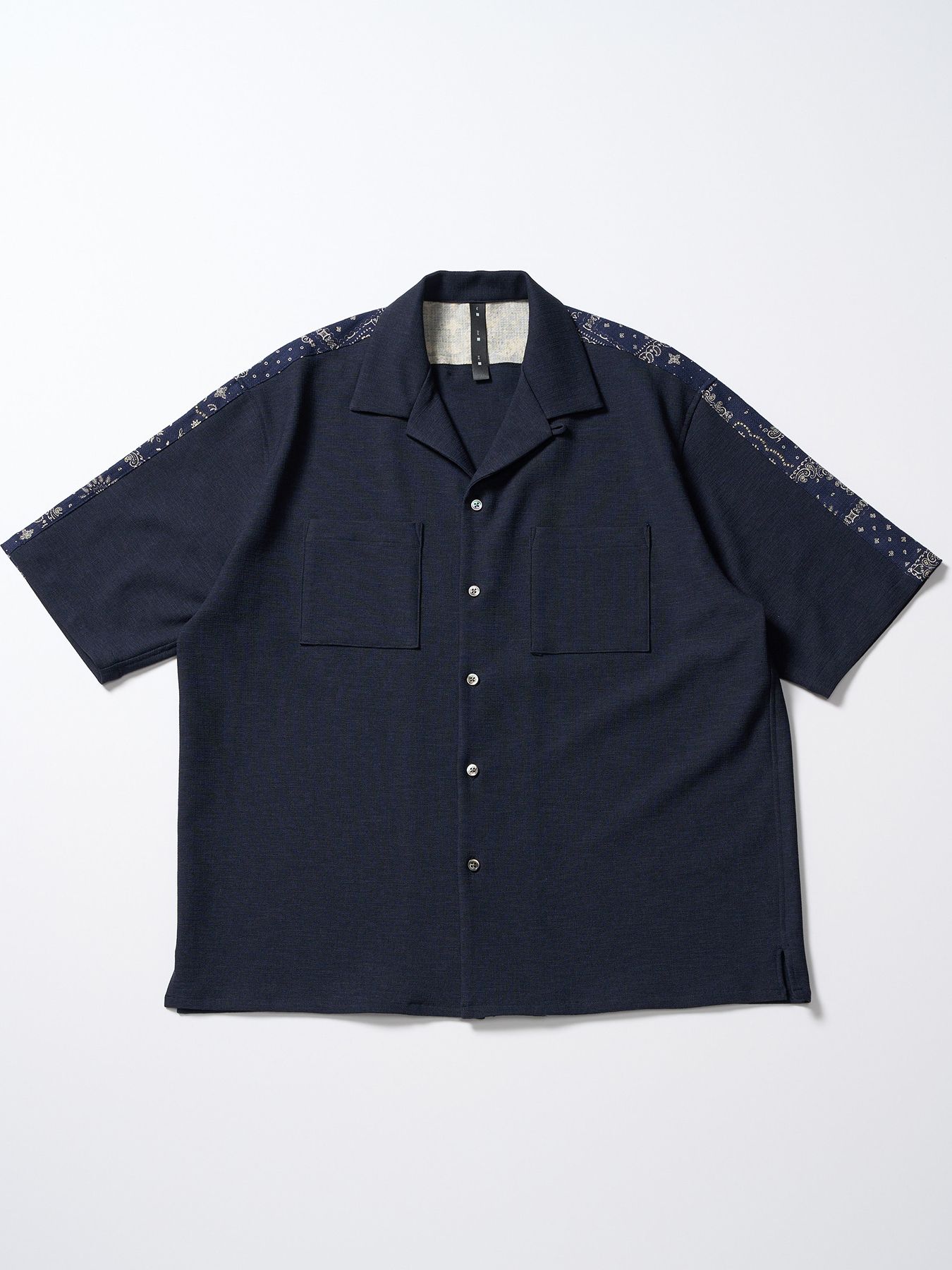 【予約品 1月25日(日) 締切】bandana print panel open shirt / バンダナプリントパネル オープンカラーシャツ / ネイビー