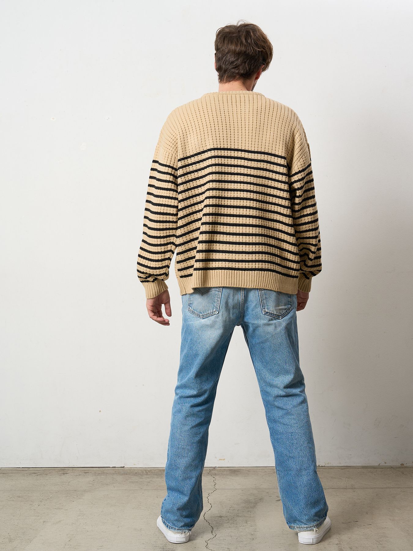 【予約品 5月8日(木) AM10時 締切】 アクリルバルキービックワッフルボーダーカートベアワッペン ワイドシルエットプルオーバー / ベージュ