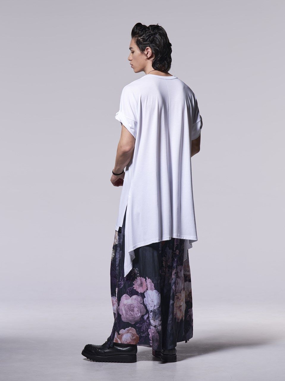 新品タグ付き kiryuyrik Flare V-Neck T-Shirt キリュウキリュウ kiryuyrik Flare Shirt （White-Red