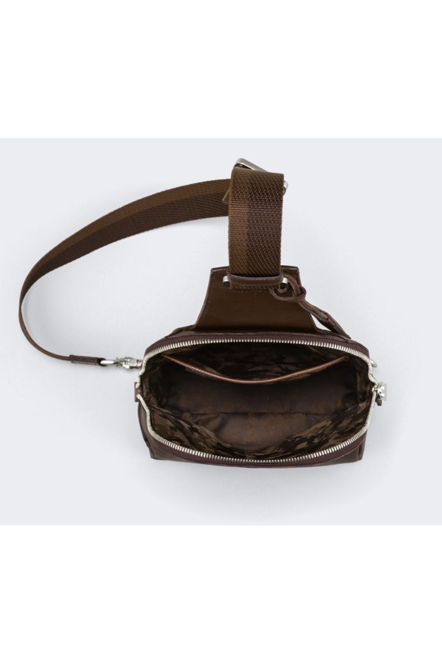 aniary - ボディバッグ Wave Leather / Navy 【aniary】 | BRYAN