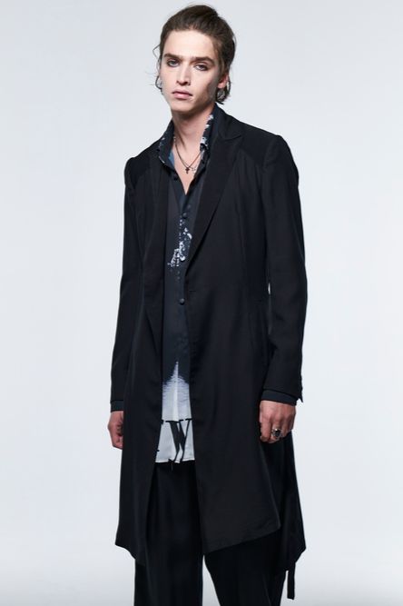 《予約品》 SquareHemShirt / ブラック＆ホワイト 【kiryuyrik】 2023年3月以降入荷予定
