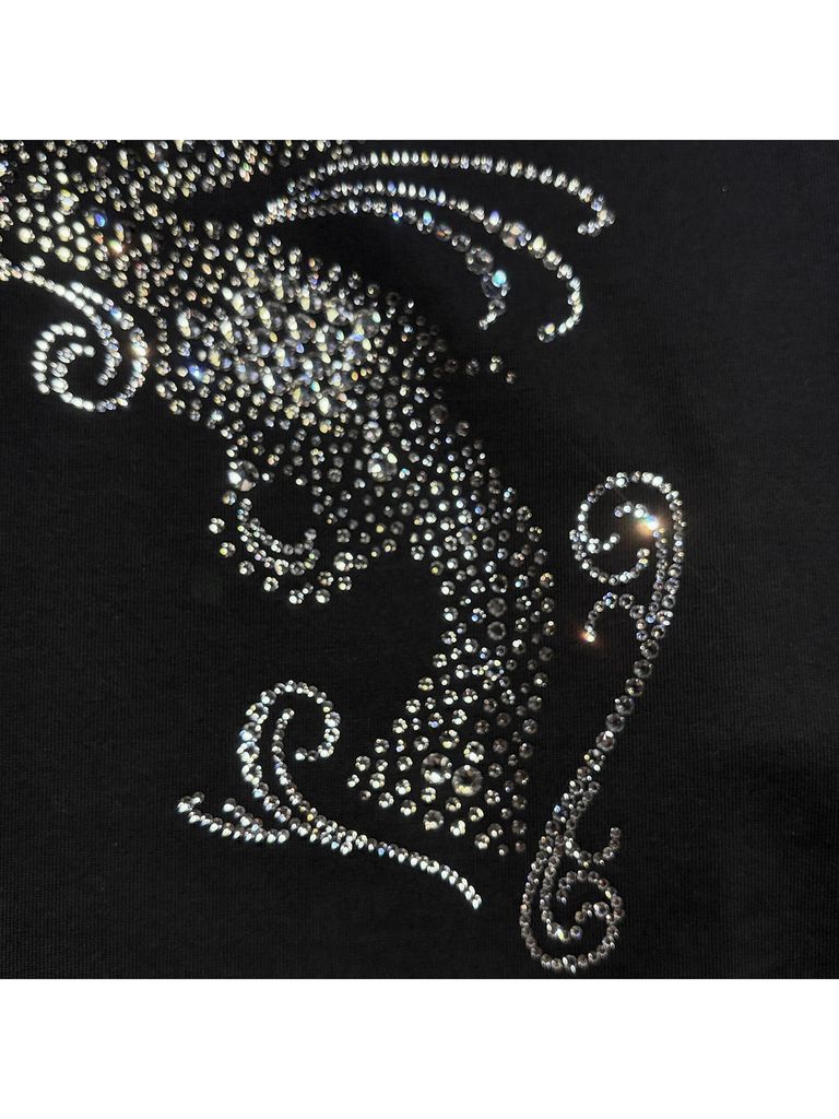 参考画像：スワロフスキークリスタルを使用したクロスガン