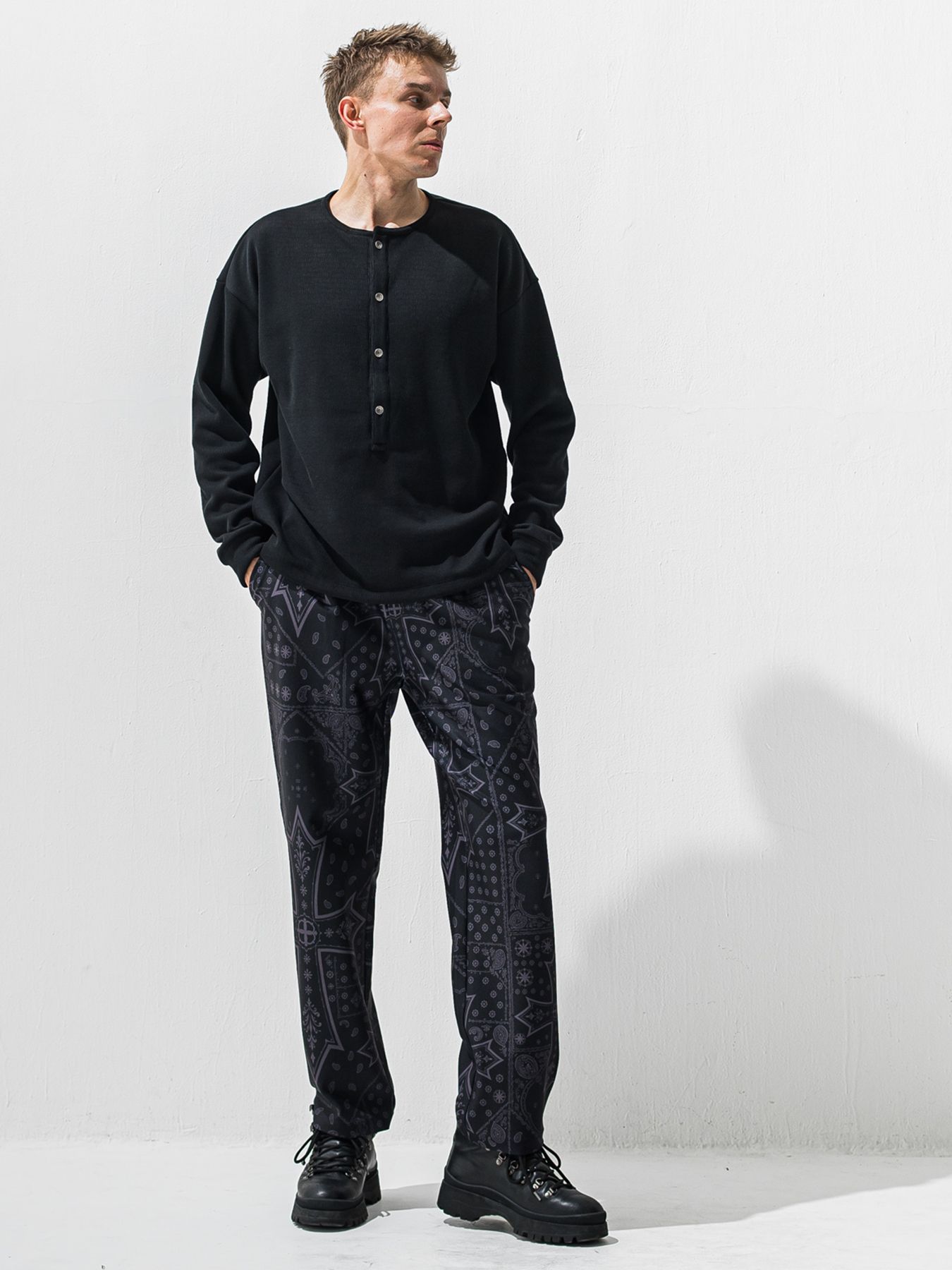【予約品 9月6日(日) 締切】OVER HENRY VELOURS FLEECE THERMAL / 裏起毛 ハニカムサーマル オーバーサイズヘンリーネック / ブラック