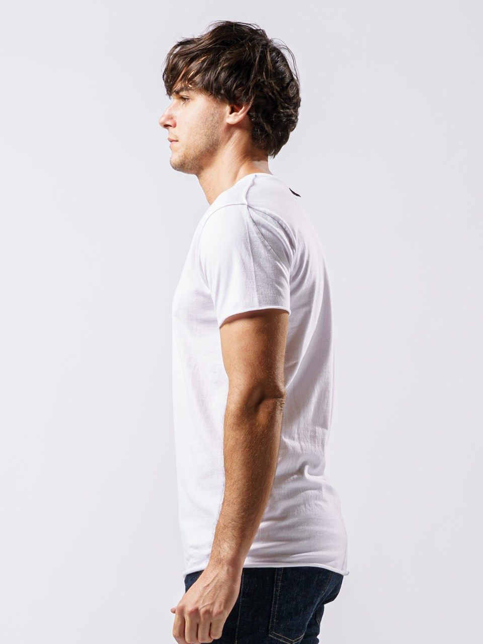 《予約品》 cut-off v-neck S/S / VネックTシャツ / ホワイト