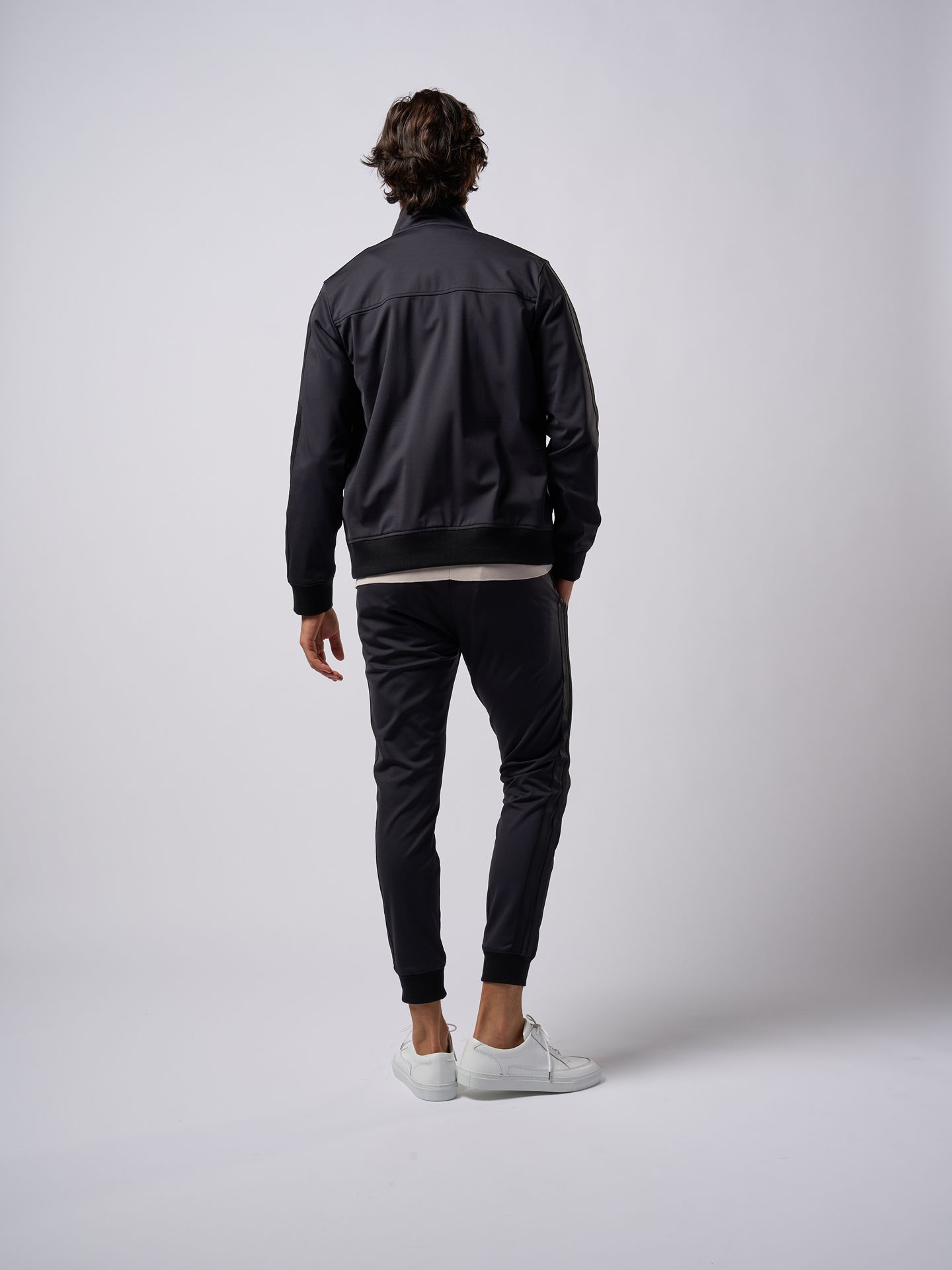 【予約品9月19日 10時締め】 line track pants  / トラックパンツ / ブラック
