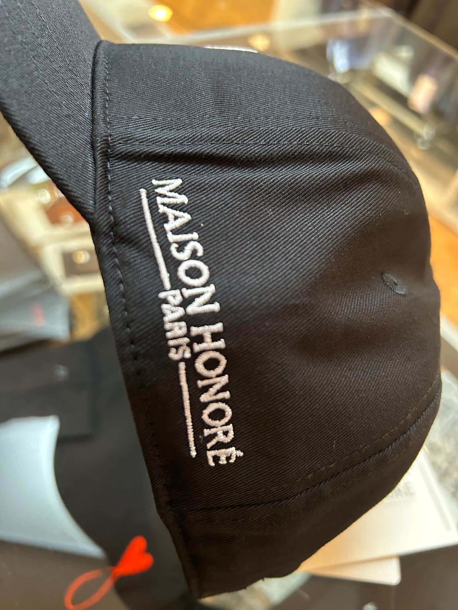 ベースボールキャップ / BaseBall Cap Adriana / Black ハートフィッシュ メゾンオノレ パリ