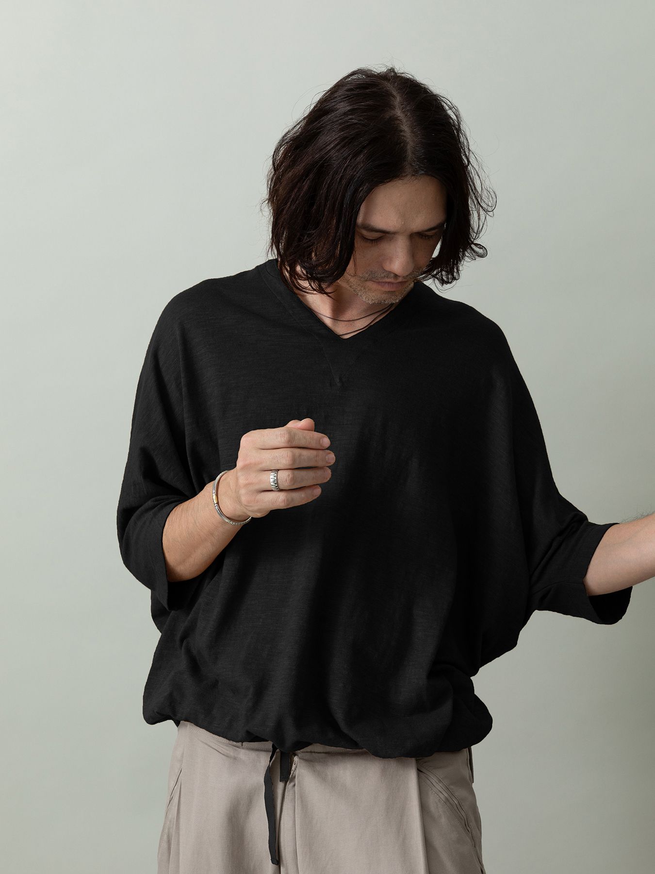 【予約品 2月1日(日) 締切】KITE V-NECK / Vネック ニットT / ブラック