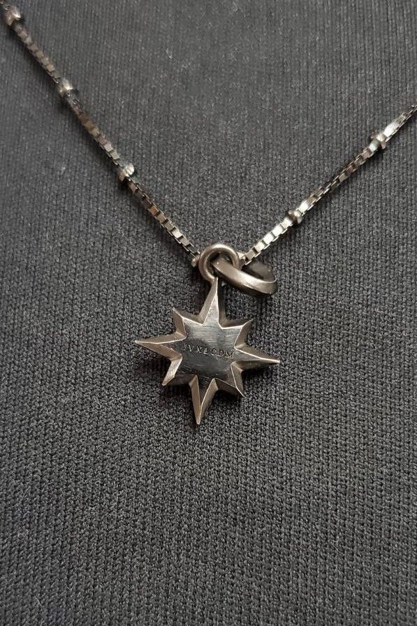 SUN CHARM PENDANT / SV925.BK