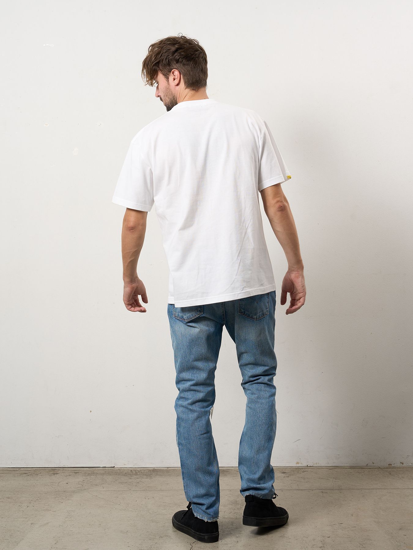 【予約品 10月16日(木) 締切】5.6ozコットン天竺 YOU'RE ON STONEDシークイン SSシャツ / ホワイト